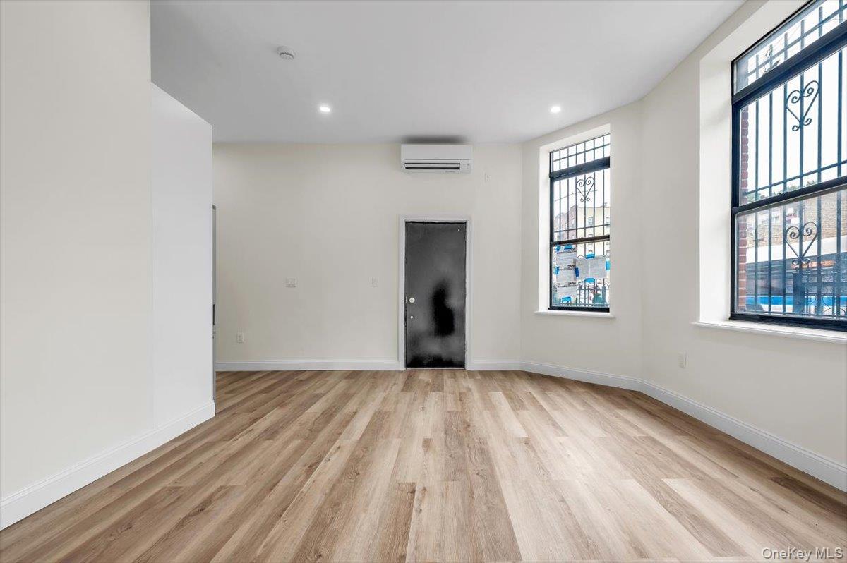 442 Marion Street, Brooklyn, NY 11233