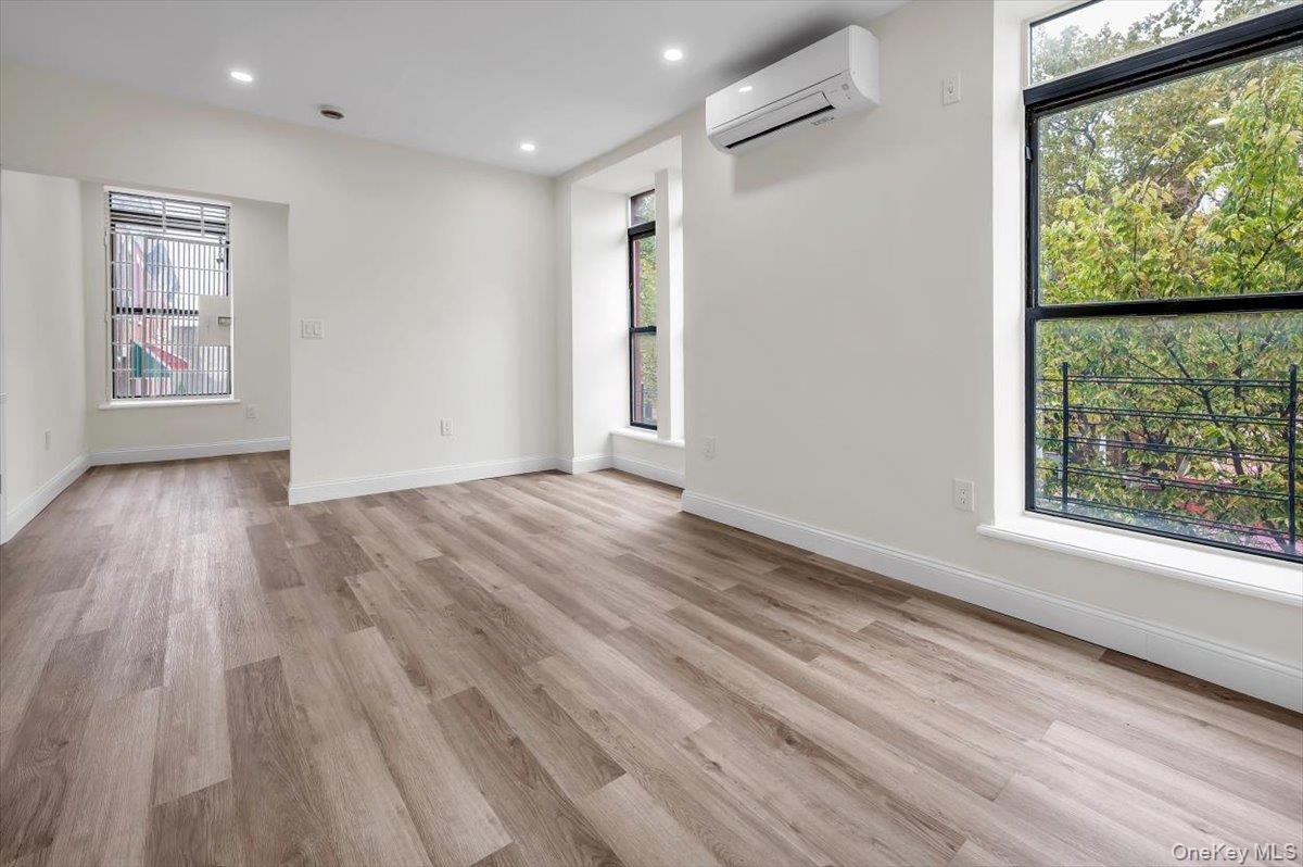 442 Marion Street, Brooklyn, NY 11233