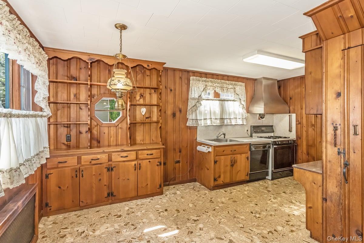 1887 Bryant Place, Baldwin, NY 11510