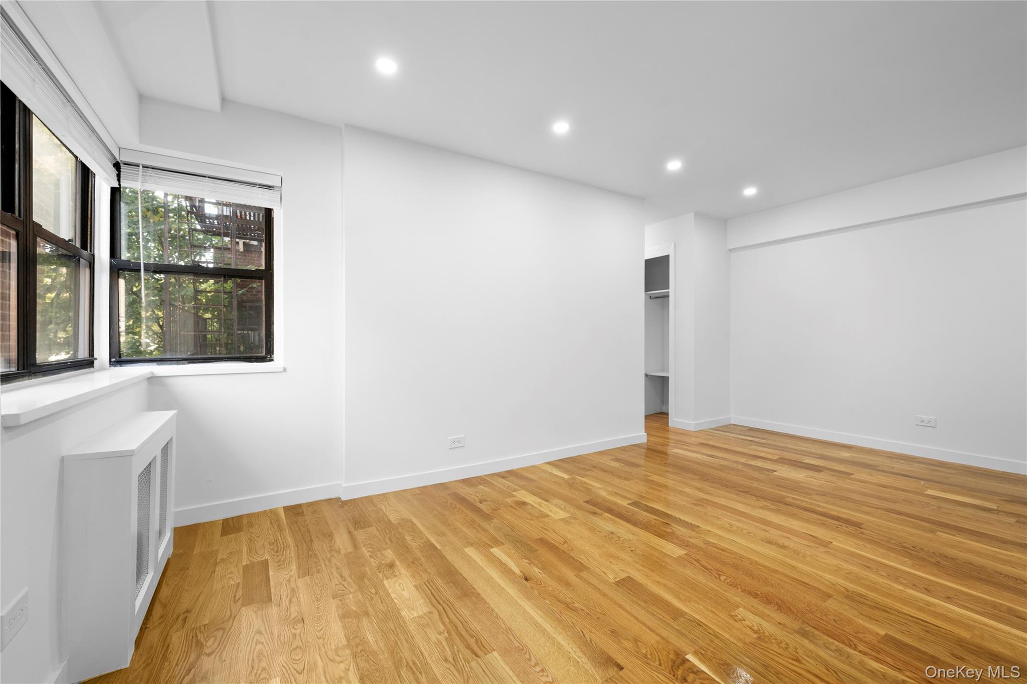 25-10 31st Avenue # 2M, Astoria, NY 11106