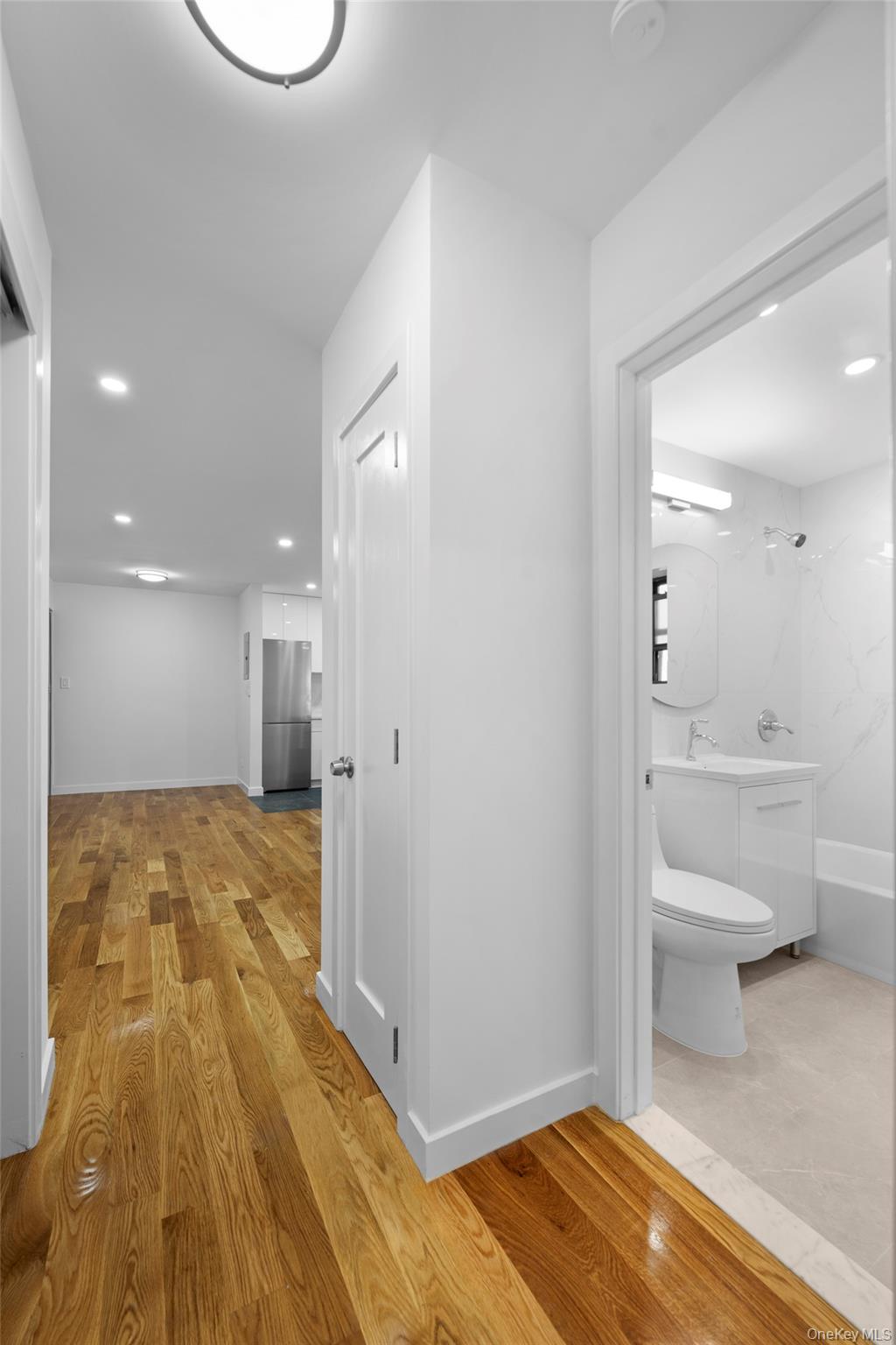 25-10 31st Avenue # 2M, Astoria, NY 11106