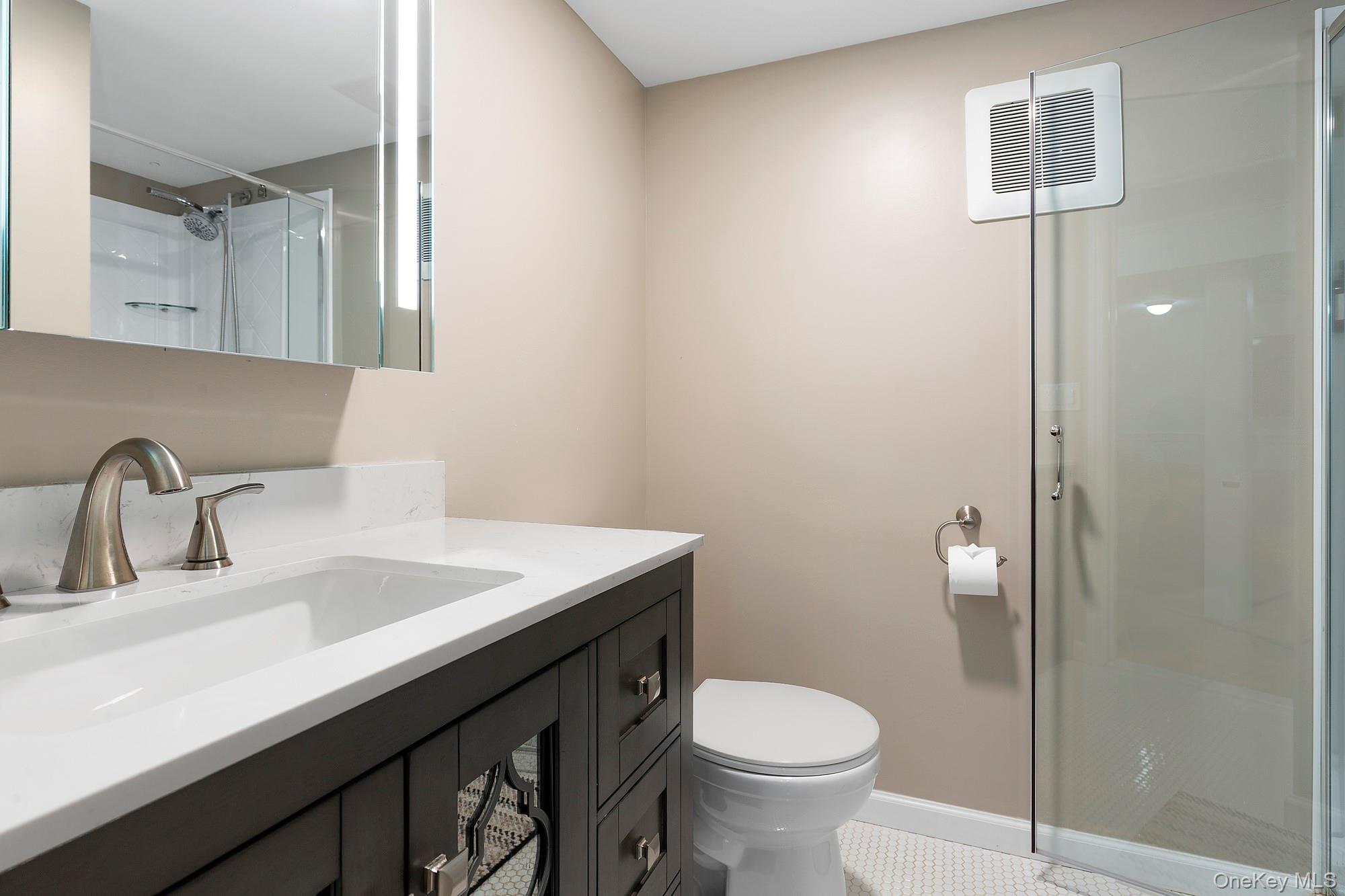 210 Bennett Road, Greenport, NY 11944