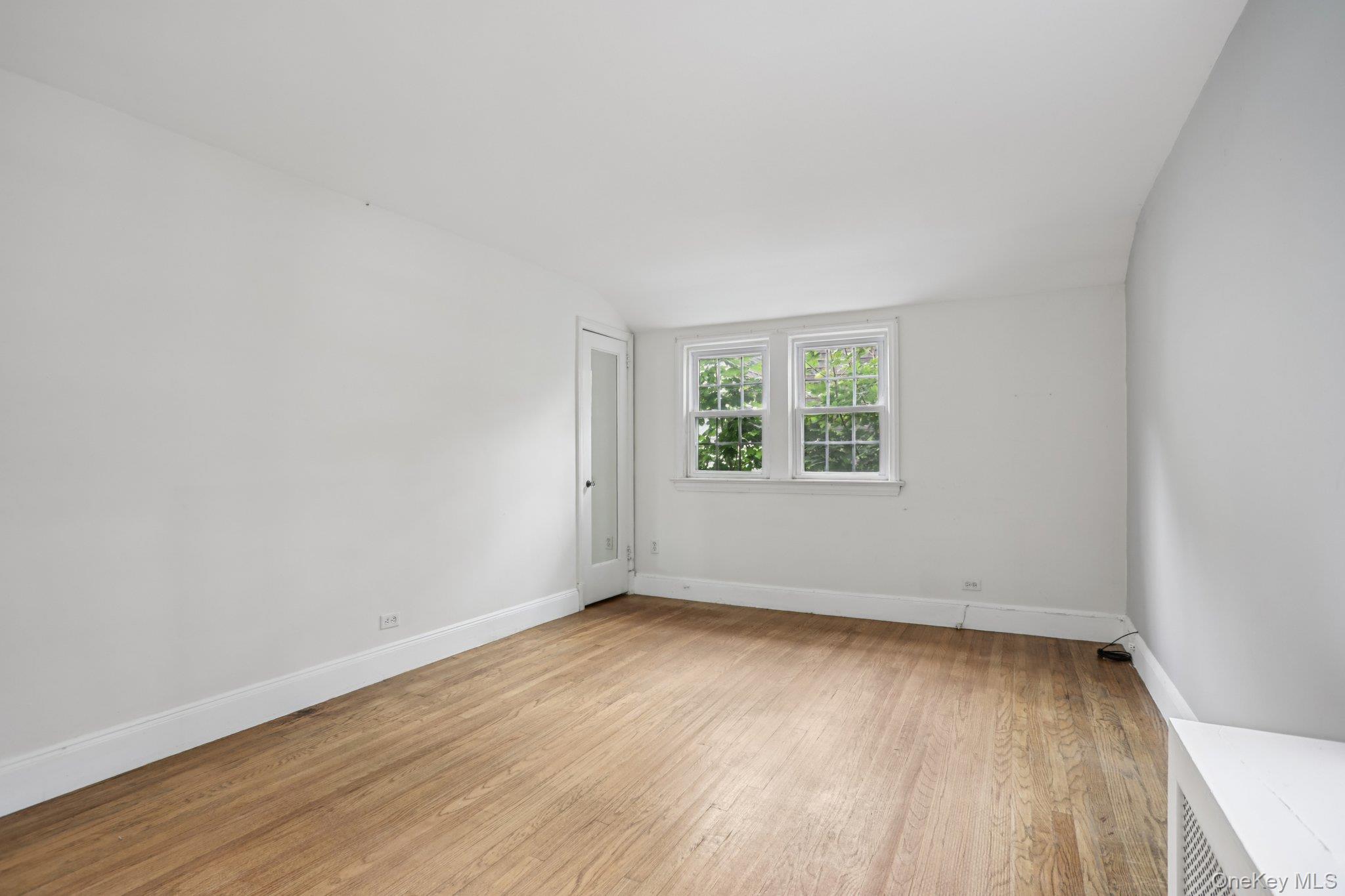 50 Emmett Place, Yonkers, NY 10703