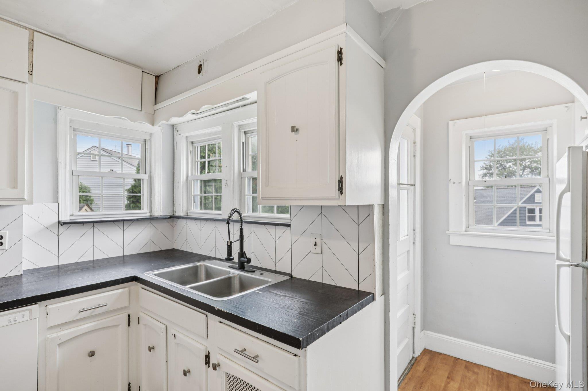 50 Emmett Place, Yonkers, NY 10703