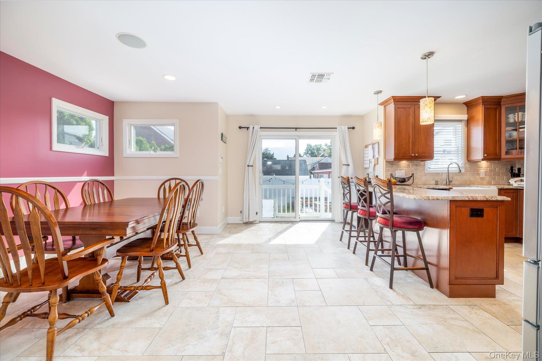 775 Roosevelt Street, Franklin Square, NY 11010