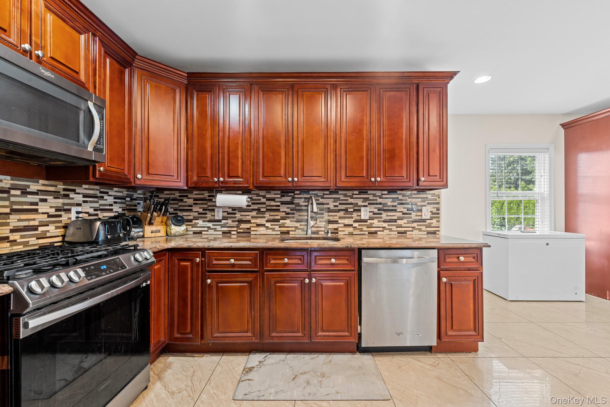 226 Franklin Street, Elmont, NY 11003