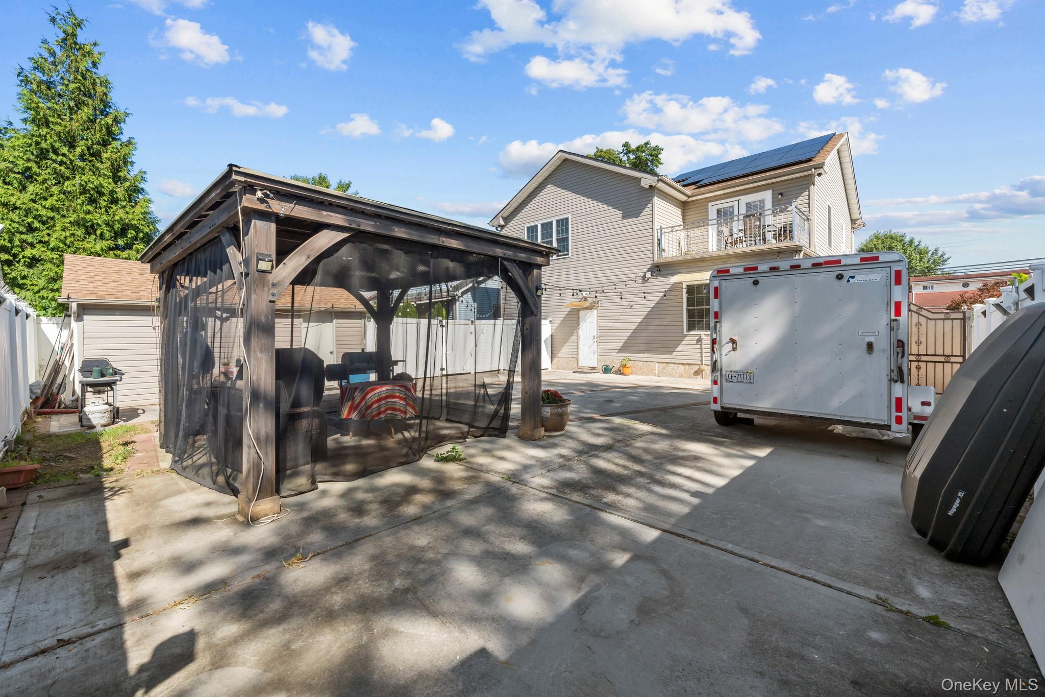 226 Franklin Street, Elmont, NY 11003