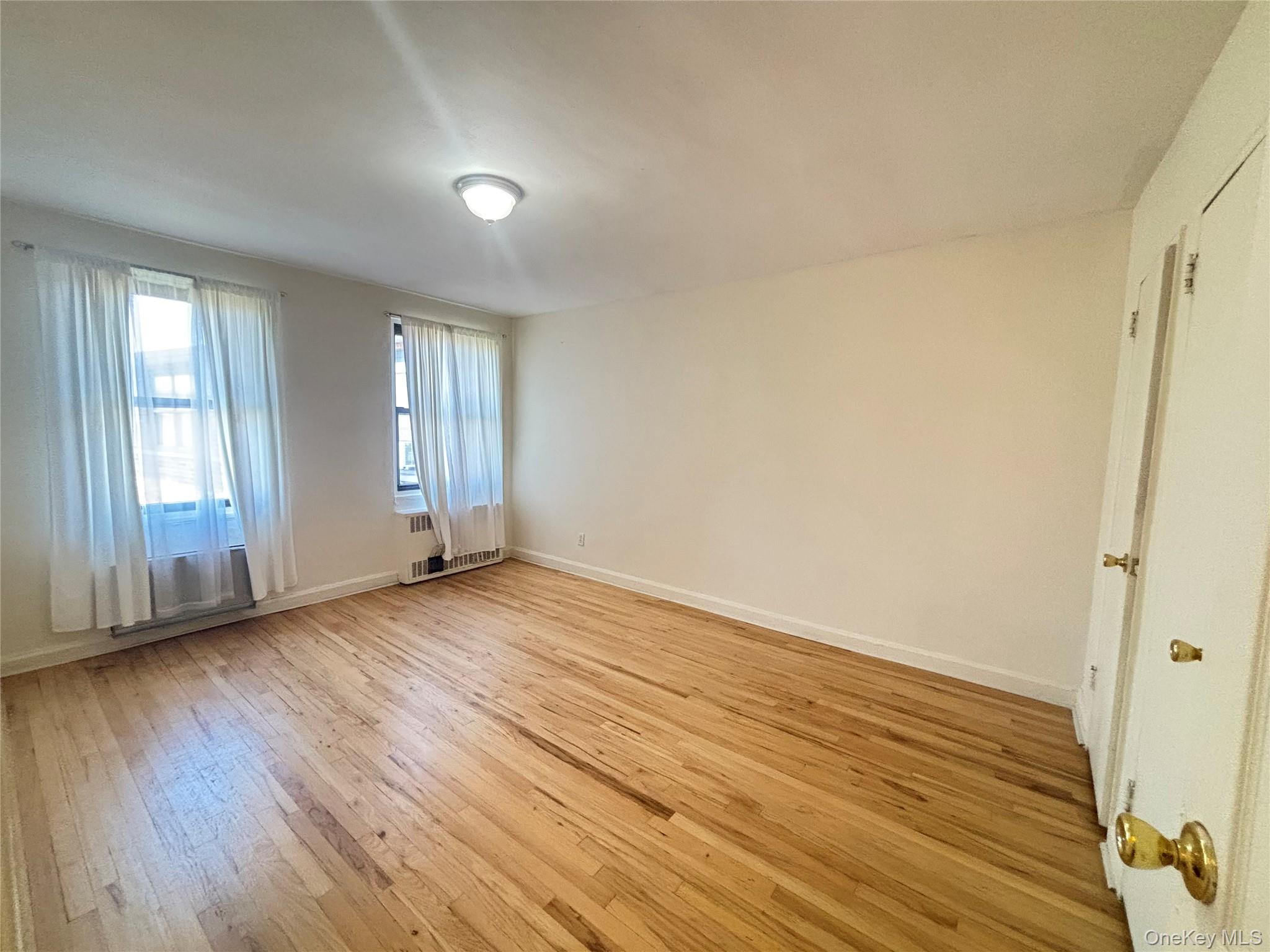 320 Atlantic Avenue # D11, East Rockaway, NY 11518