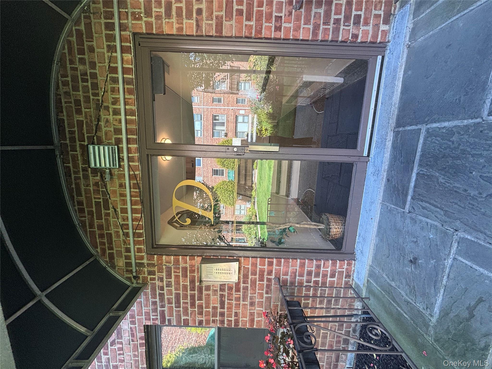 320 Atlantic Avenue # D11, East Rockaway, NY 11518