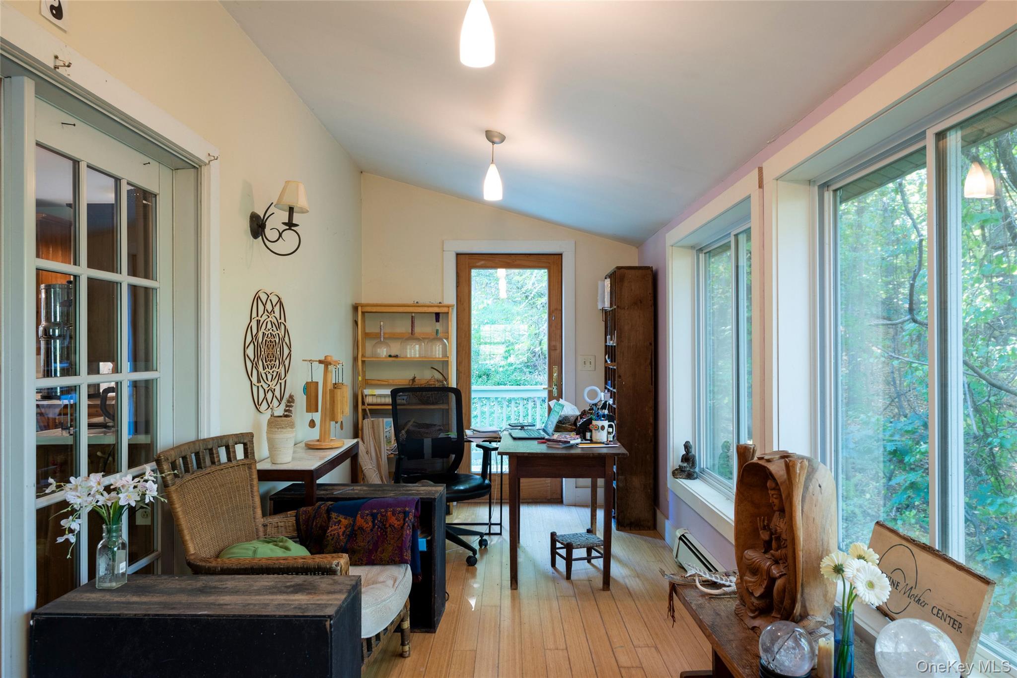 72 Old Farm Road, Rhinebeck, NY 12572