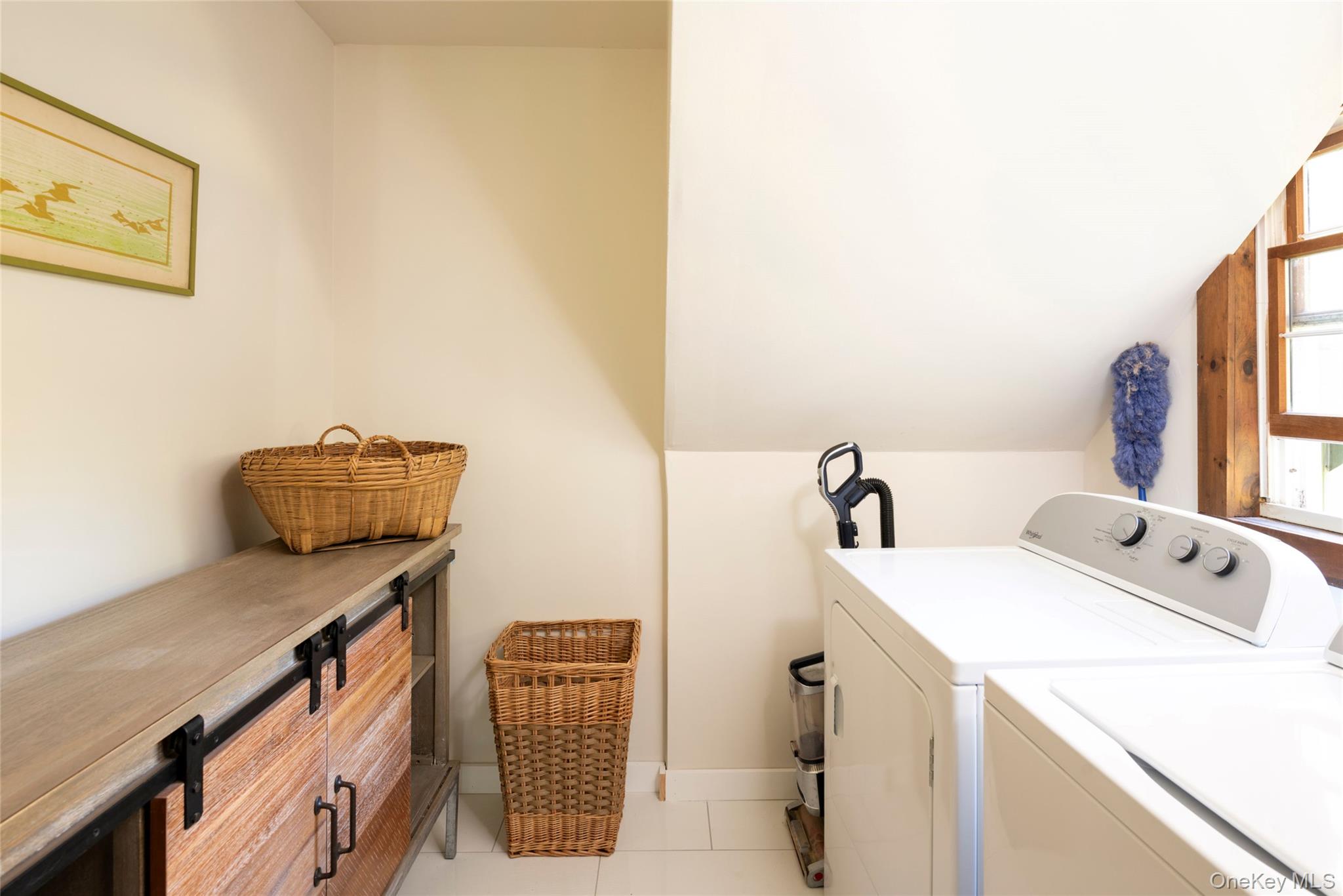 72 Old Farm Road, Rhinebeck, NY 12572