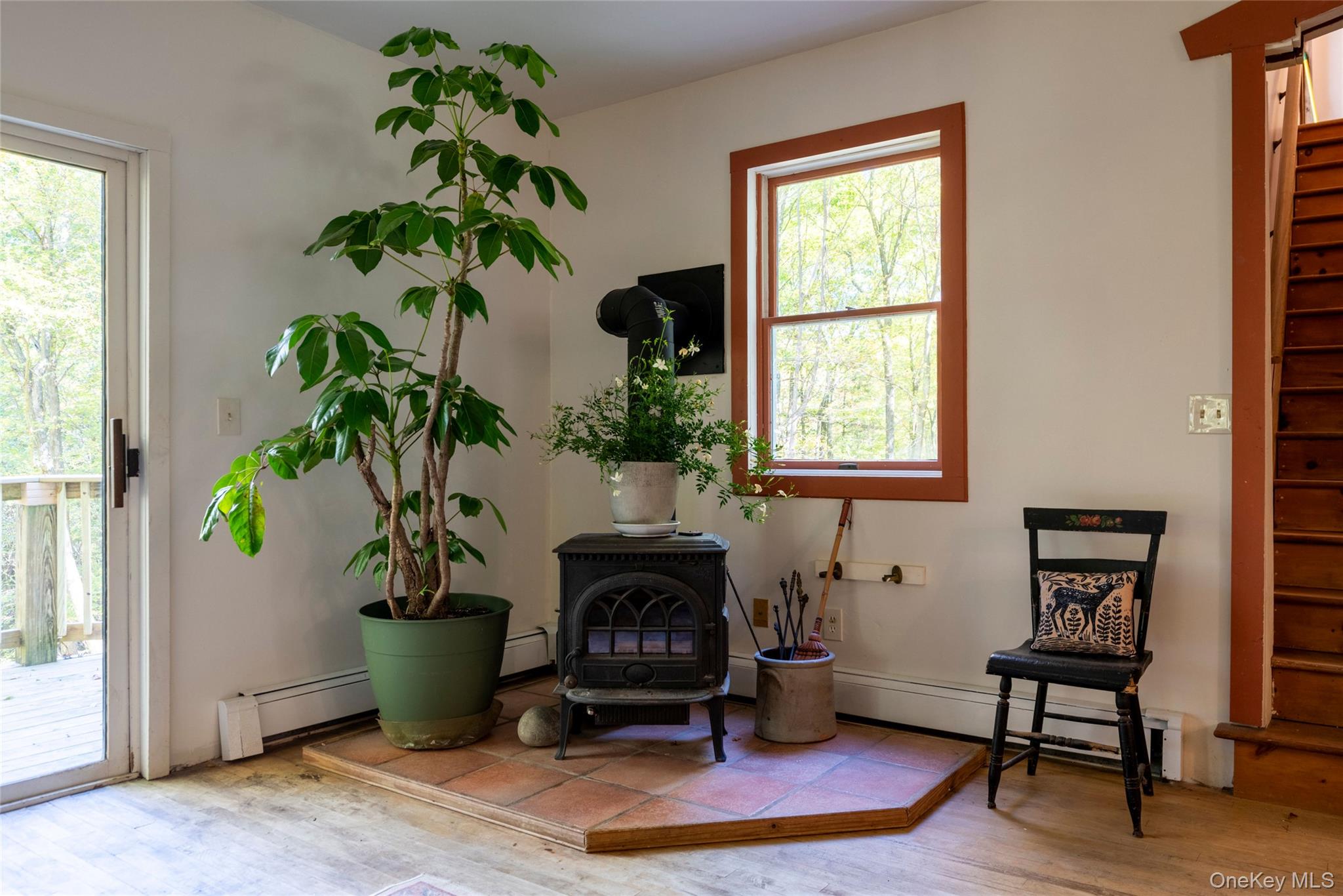 72 Old Farm Road, Rhinebeck, NY 12572