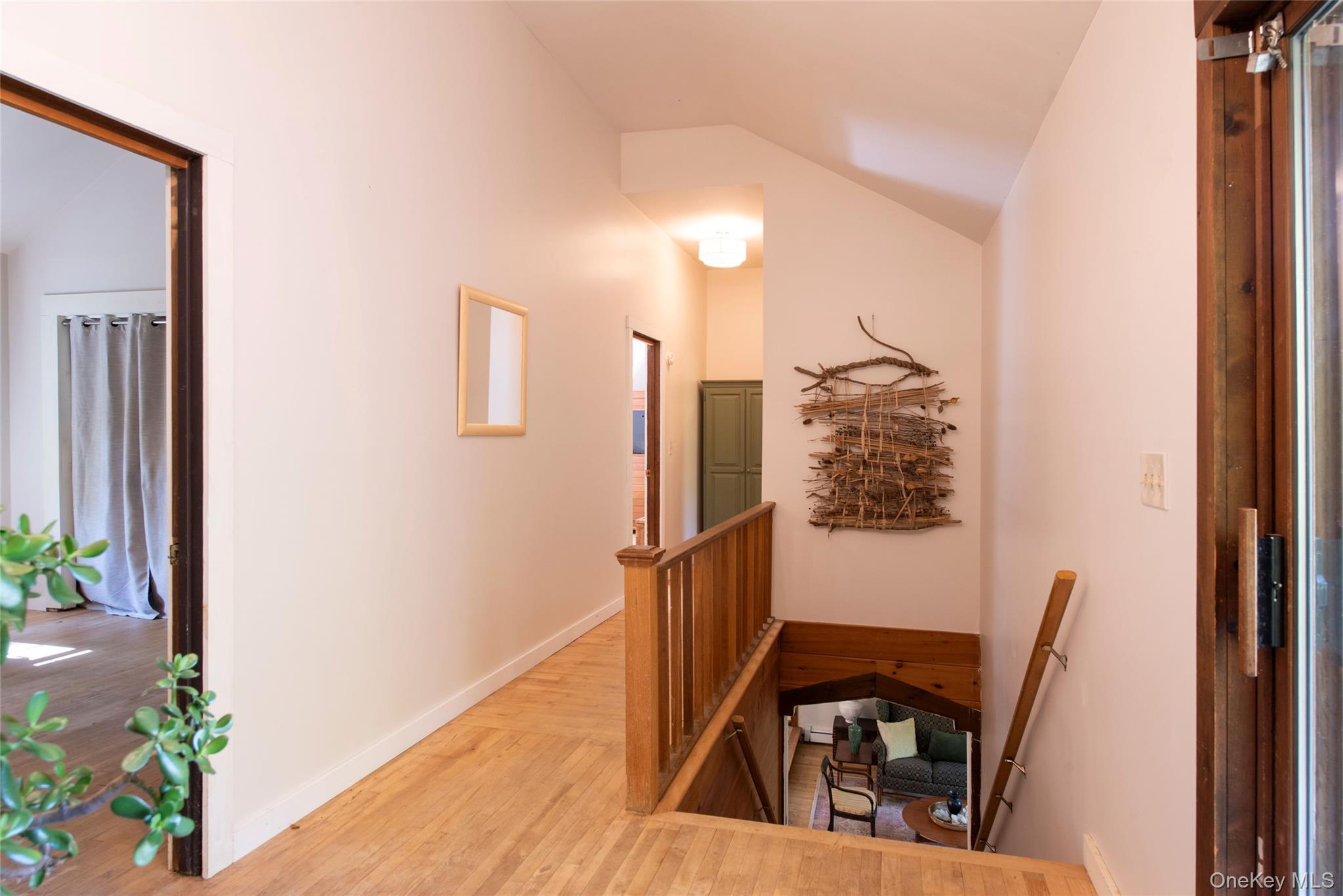 72 Old Farm Road, Rhinebeck, NY 12572