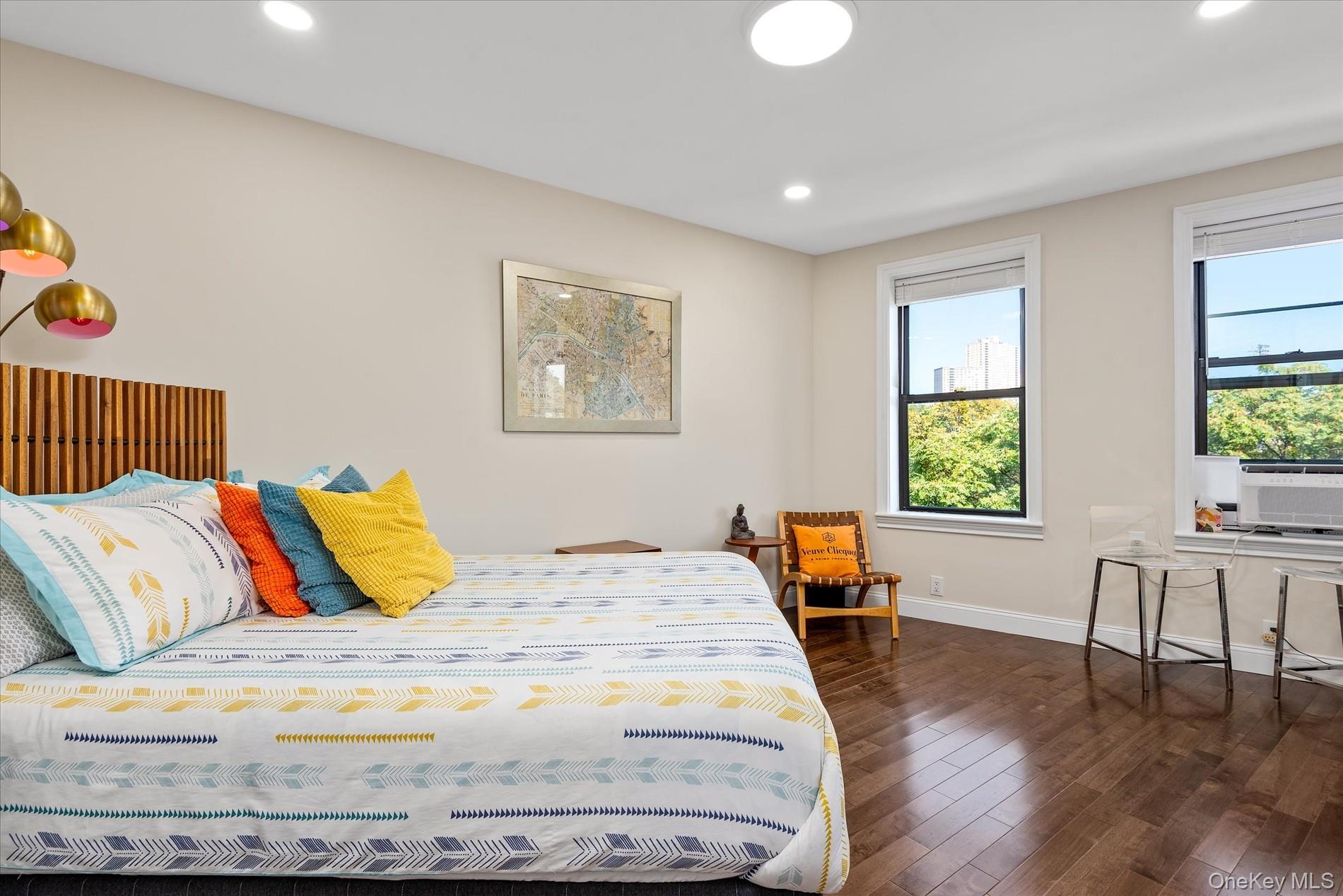 270 Seaman Avenue # D3, New York (Manhattan), NY 10034