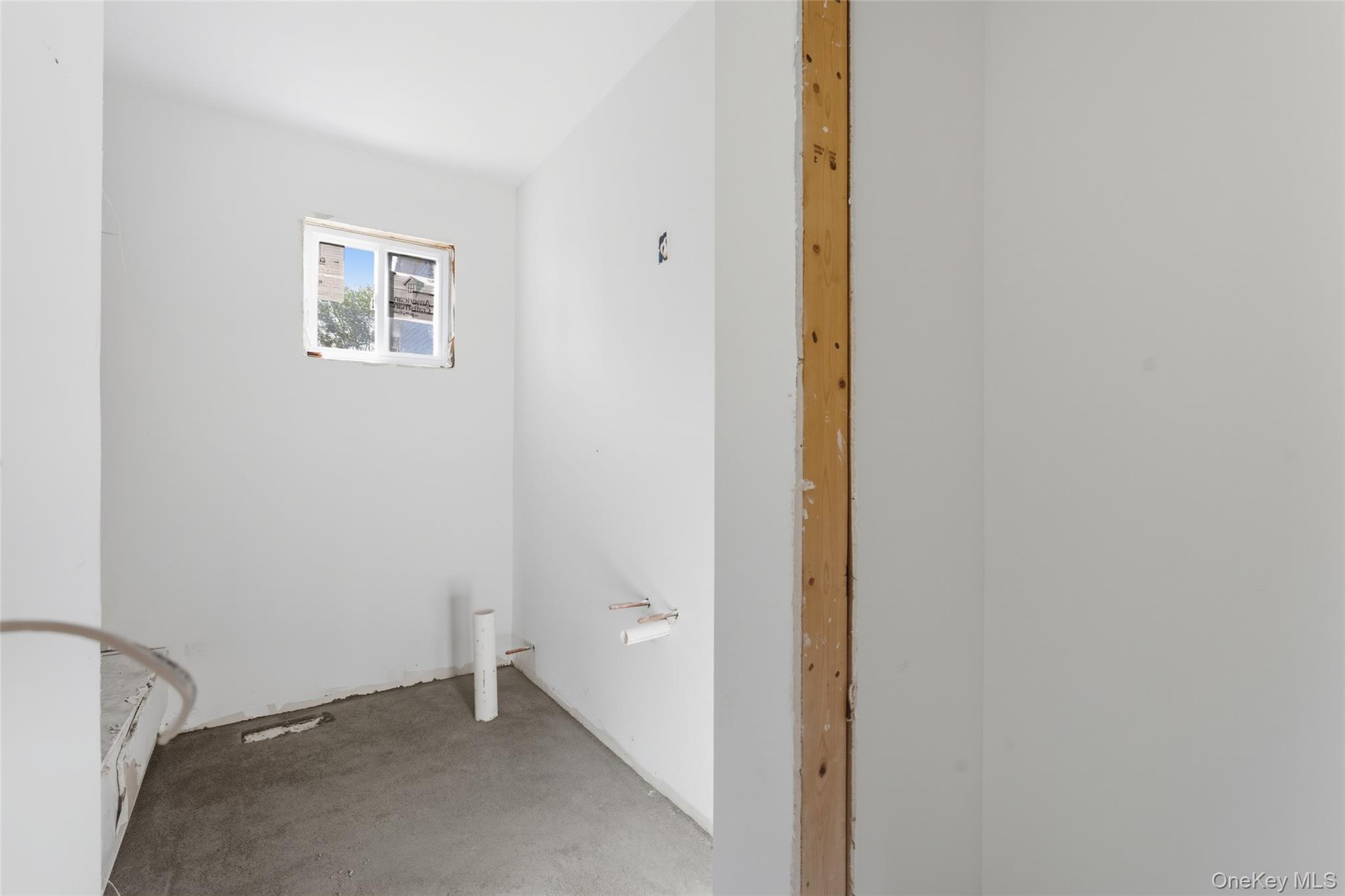 86 Moffitt Boulevard, Islip, NY 11751