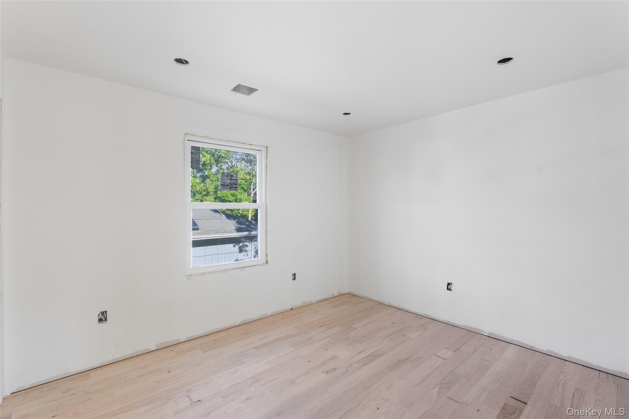 86 Moffitt Boulevard, Islip, NY 11751