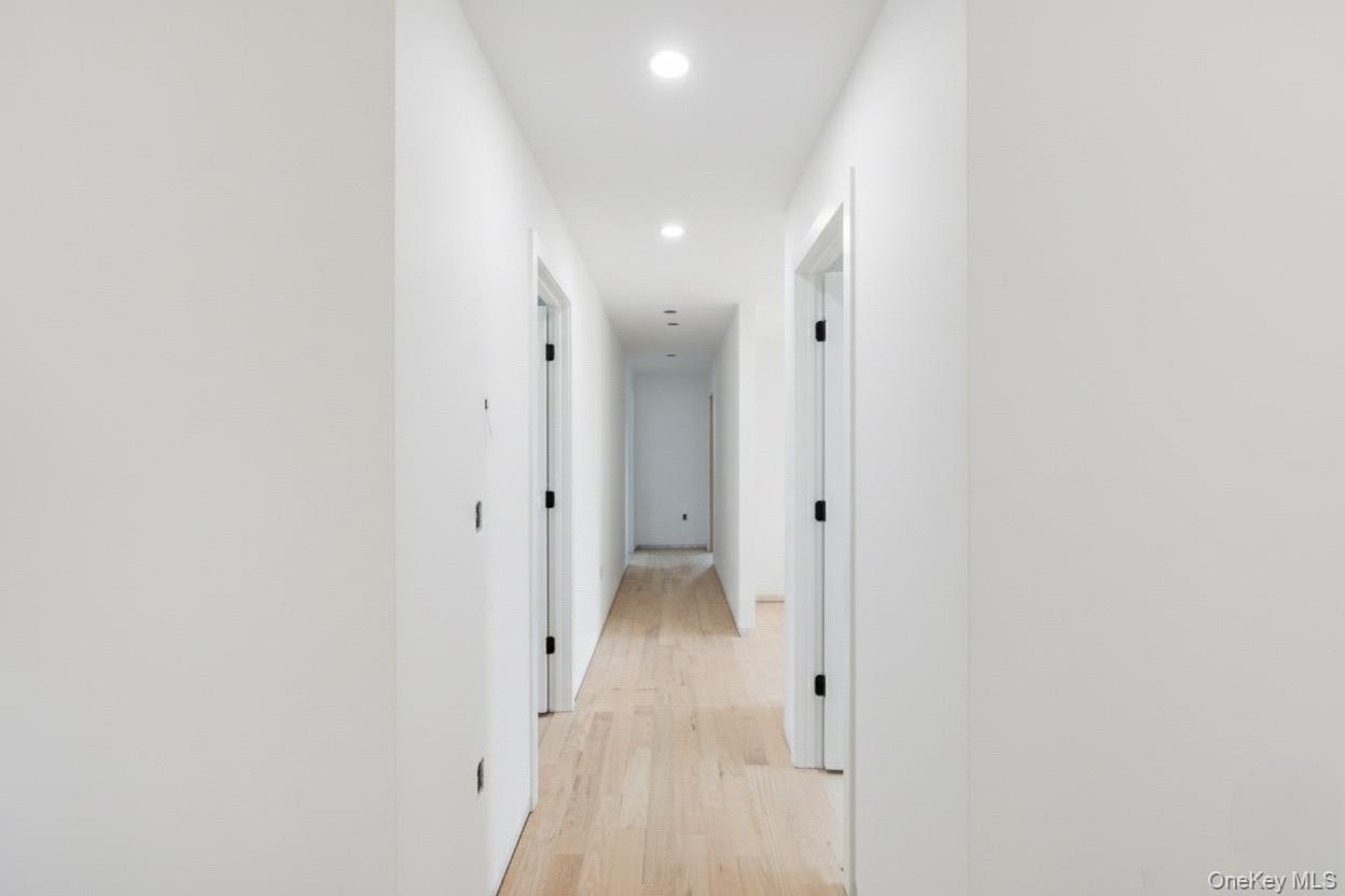 86 Moffitt Boulevard, Islip, NY 11751