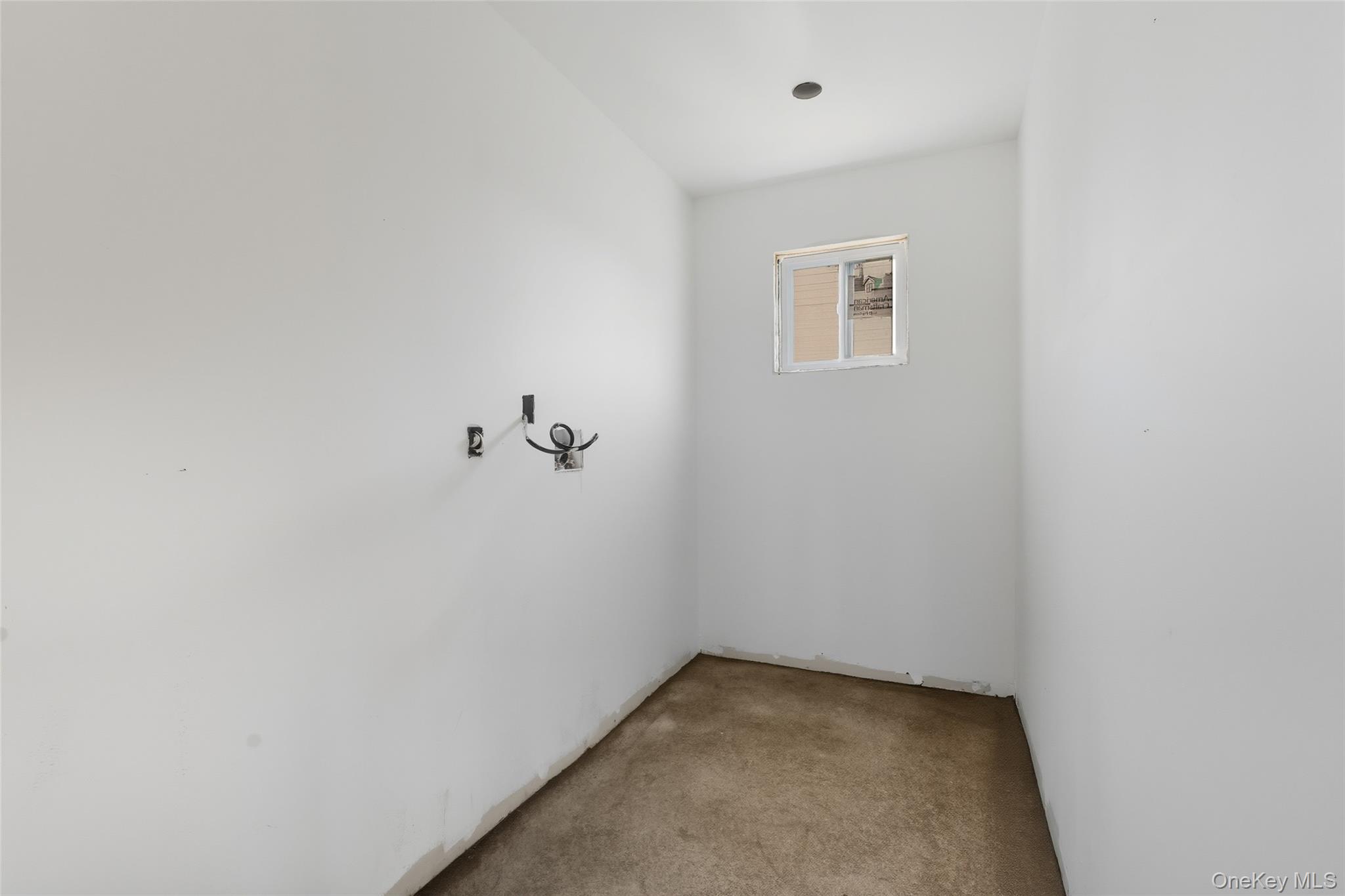 86 Moffitt Boulevard, Islip, NY 11751