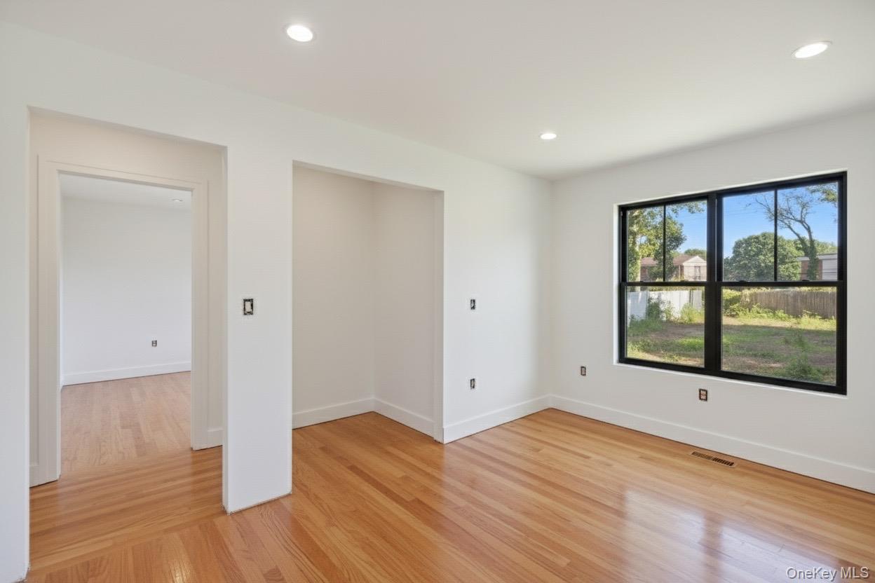 86 Moffitt Boulevard, Islip, NY 11751