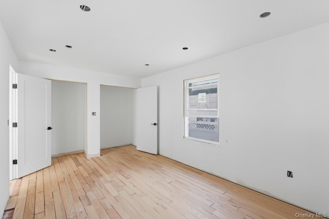 86 Moffitt Boulevard, Islip, NY 11751