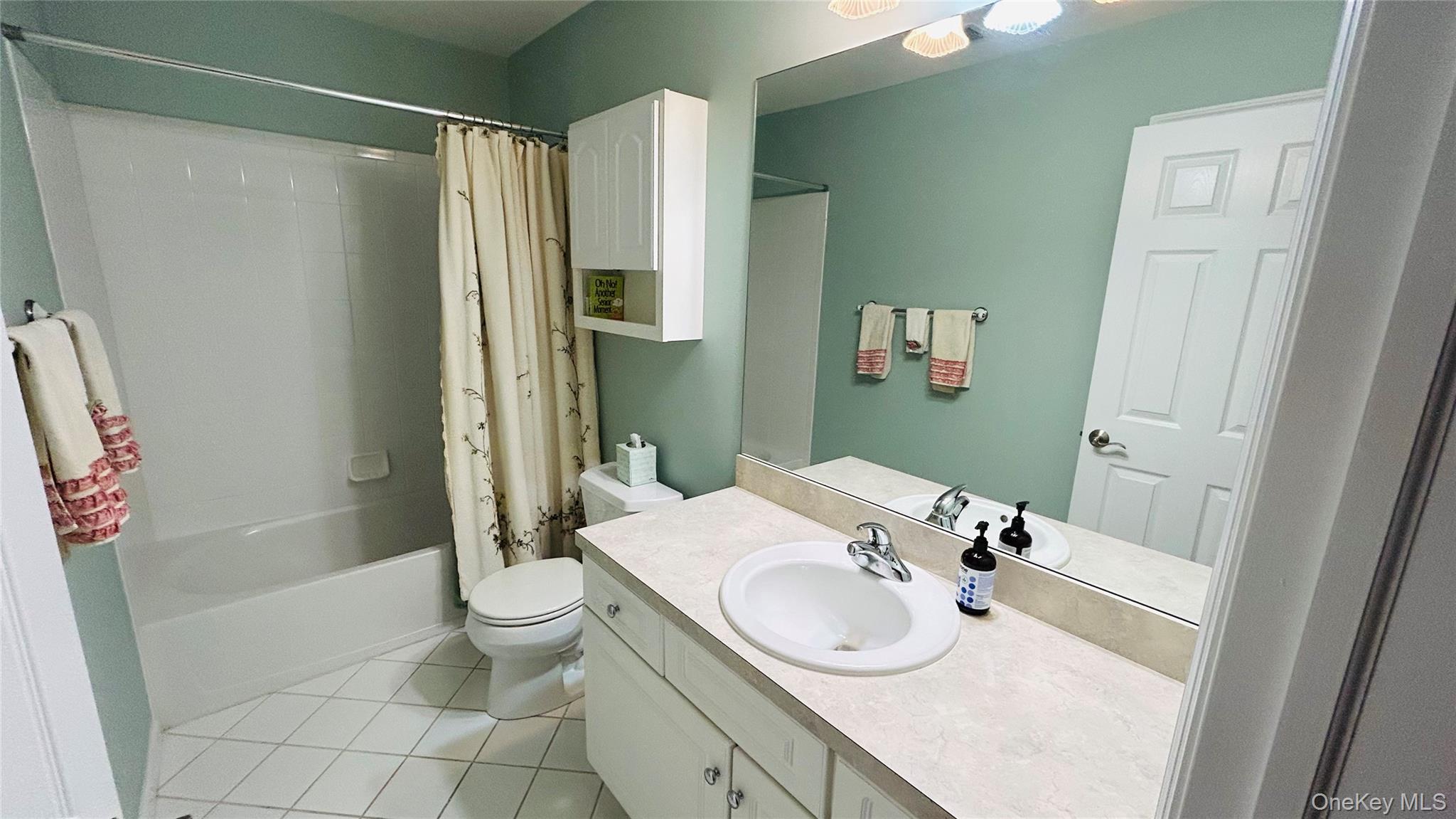 37 Halley Lane, Miller Place, NY 11764