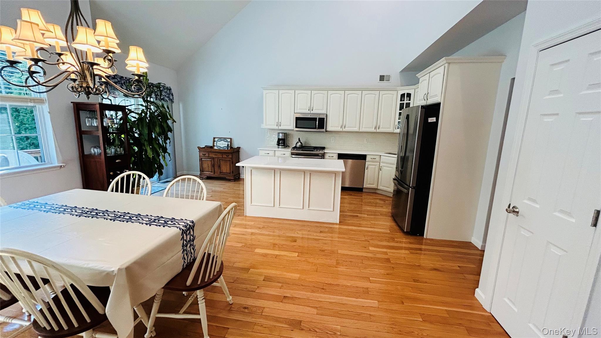 37 Halley Lane, Miller Place, NY 11764