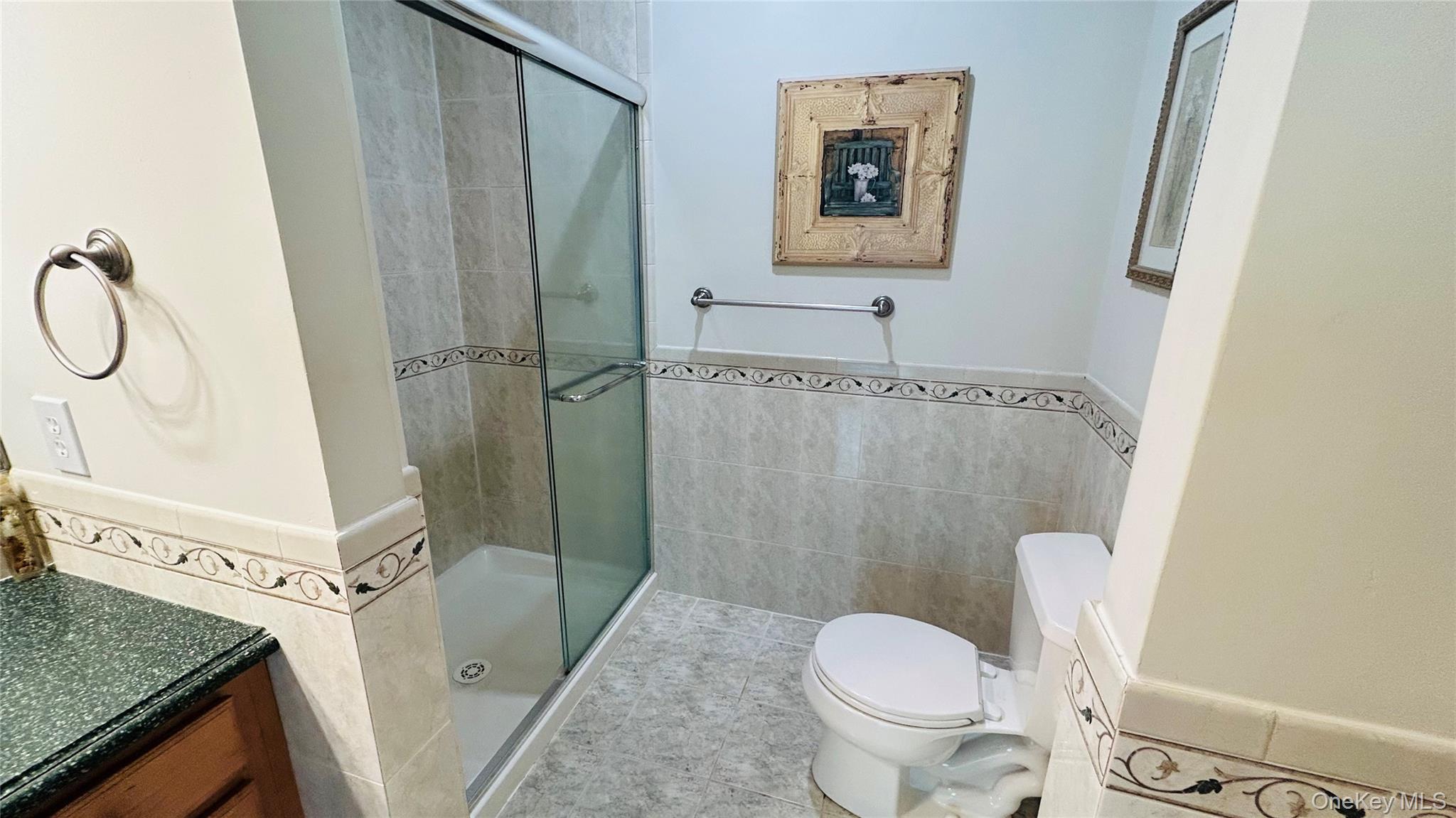 37 Halley Lane, Miller Place, NY 11764