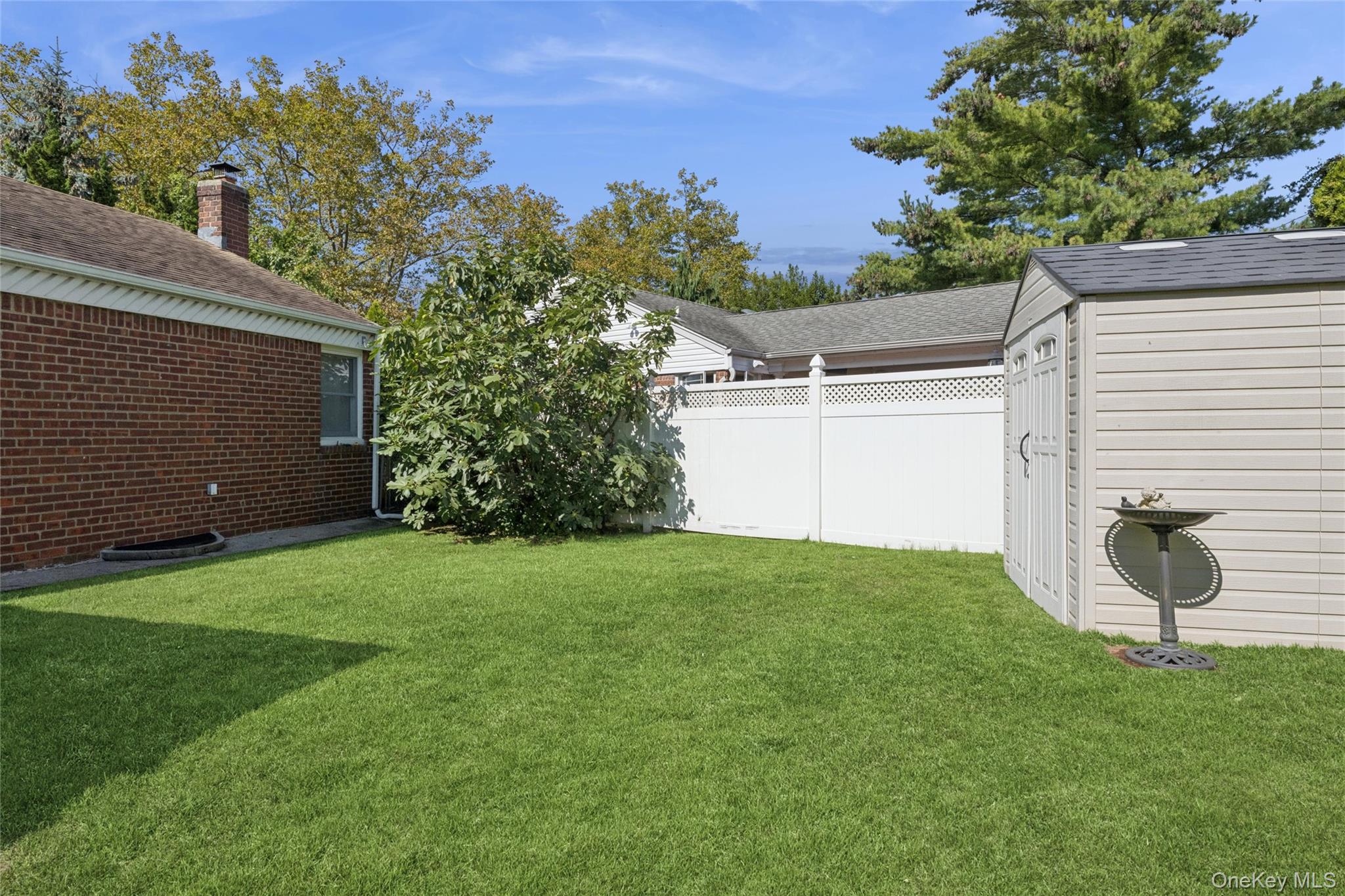 818 Palmetto Drive, Franklin Square, NY 11010