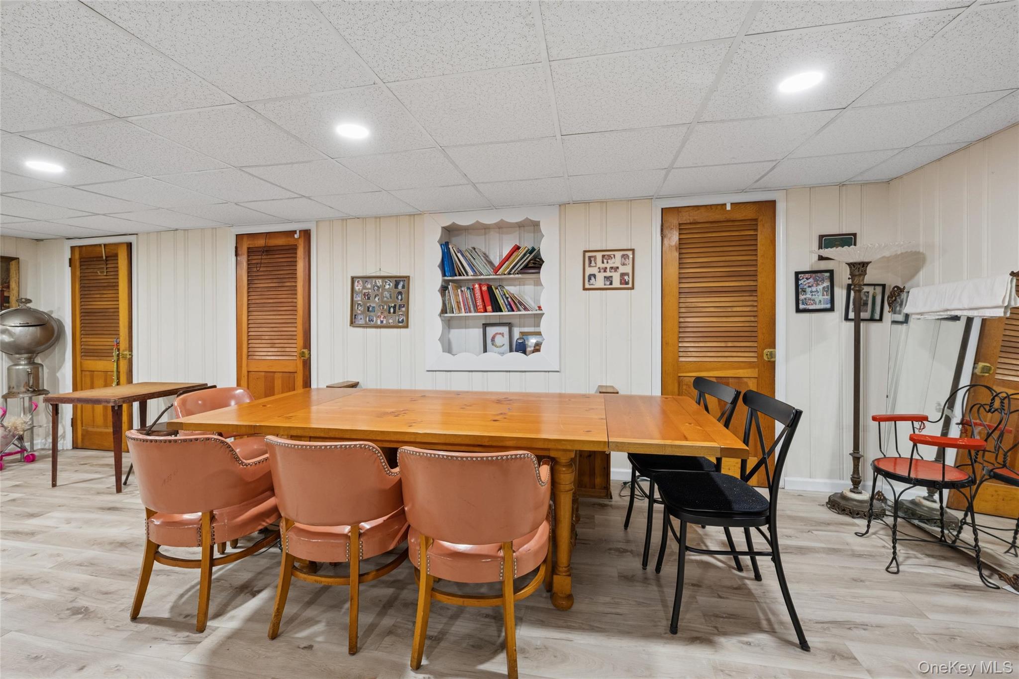 818 Palmetto Drive, Franklin Square, NY 11010