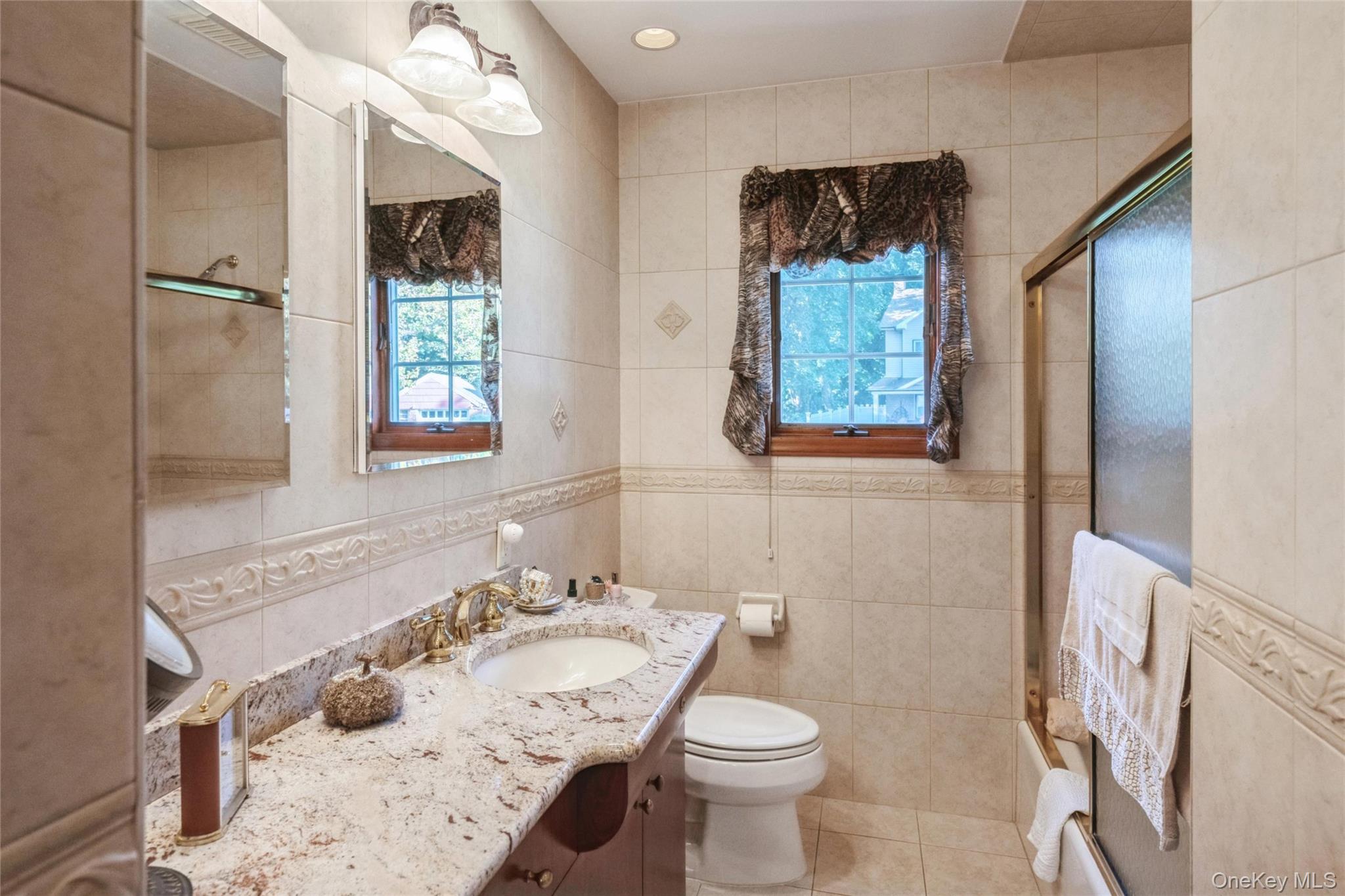 818 Palmetto Drive, Franklin Square, NY 11010