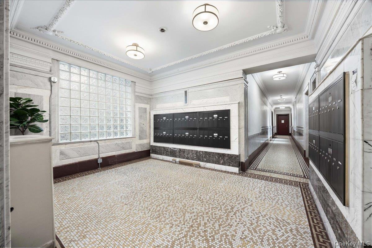 160 Wadsworth Avenue # 302, New York (Manhattan), NY 10033