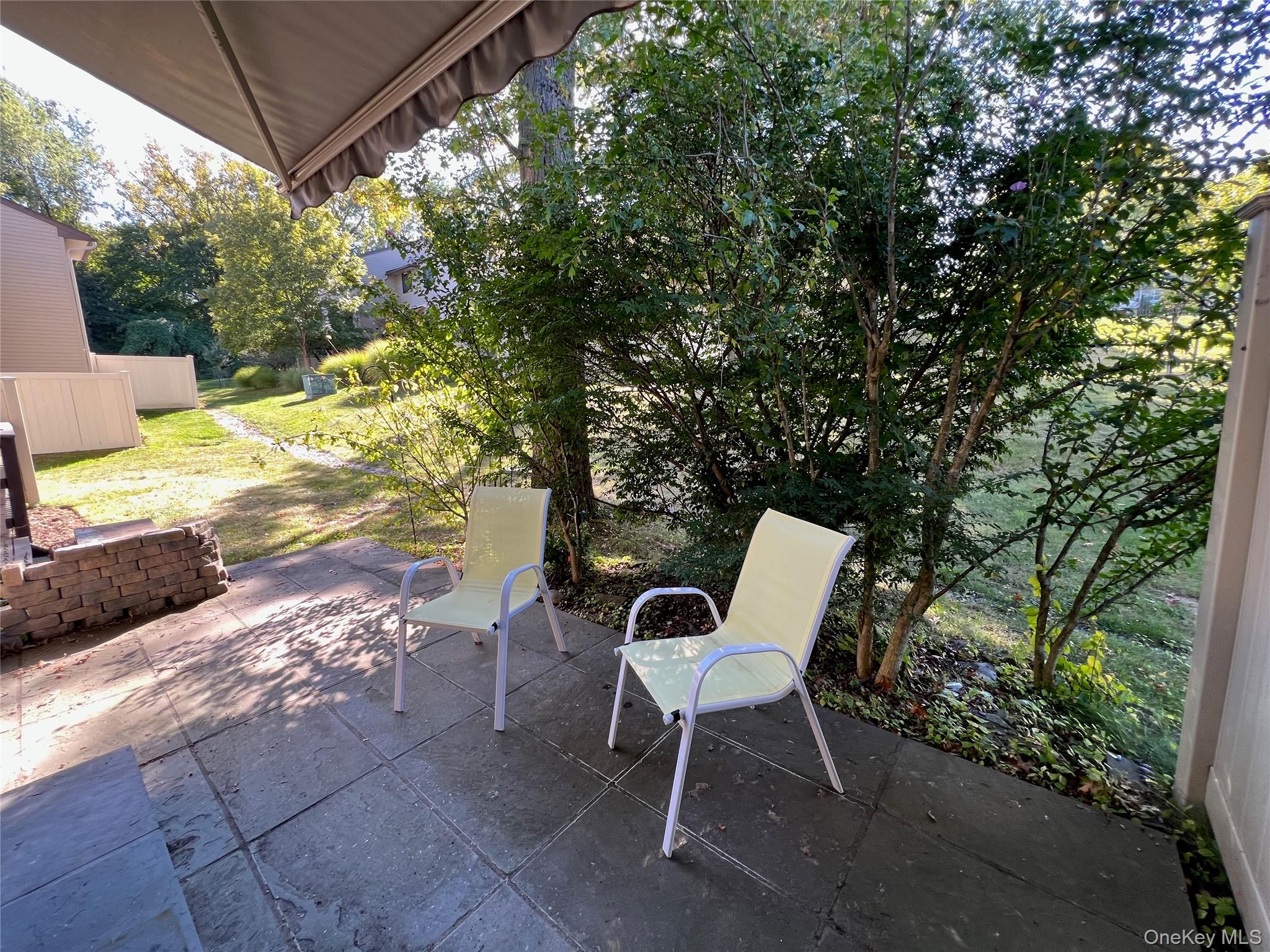 10 Squires Gate # H, Poughkeepsie, NY 12603