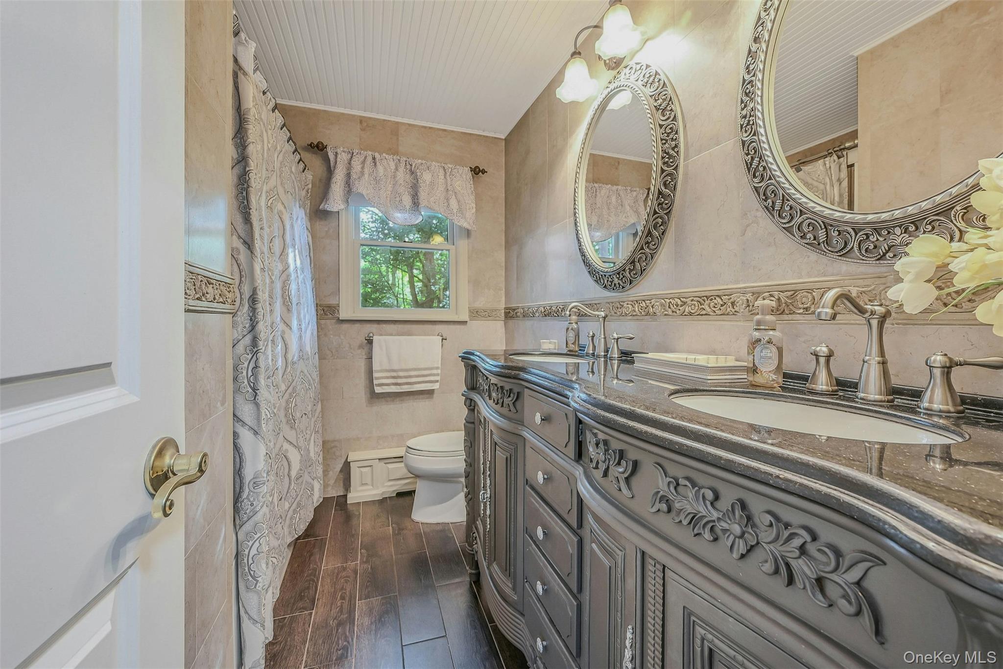 26 Sandpiper Lane, East Islip, NY 11730