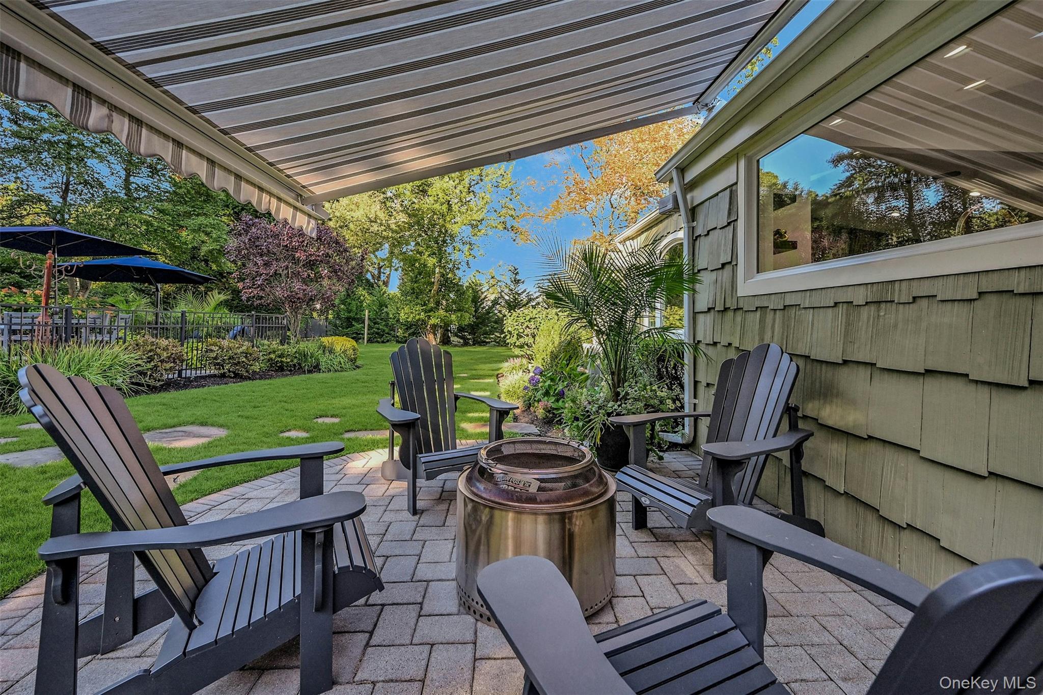 26 Sandpiper Lane, East Islip, NY 11730