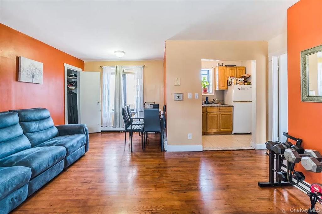 76-14 69th Road, Middle Village, NY 11379