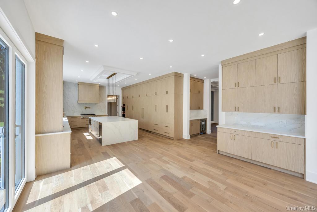 19 Carman Road, Dix Hills, NY 11746