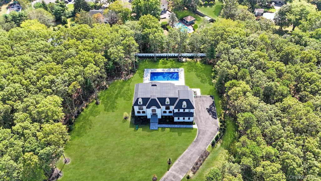 19 Carman Road, Dix Hills, NY 11746