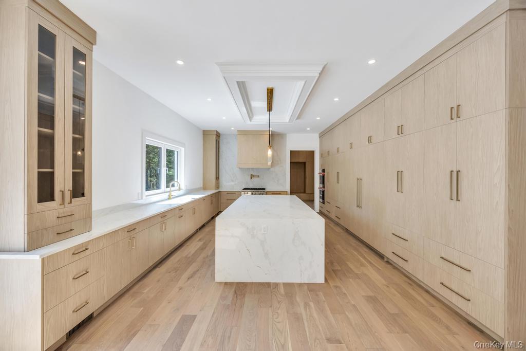 19 Carman Road, Dix Hills, NY 11746