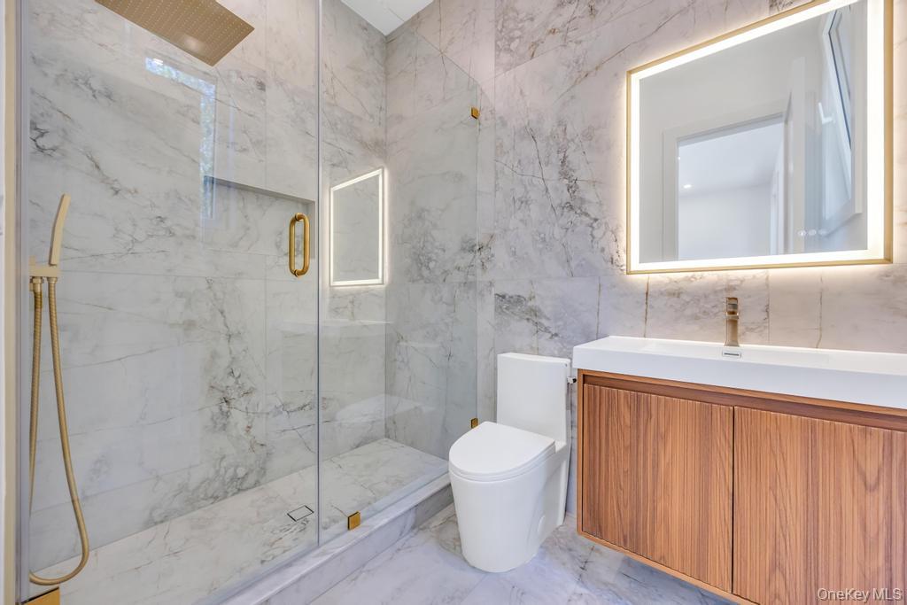 19 Carman Road, Dix Hills, NY 11746