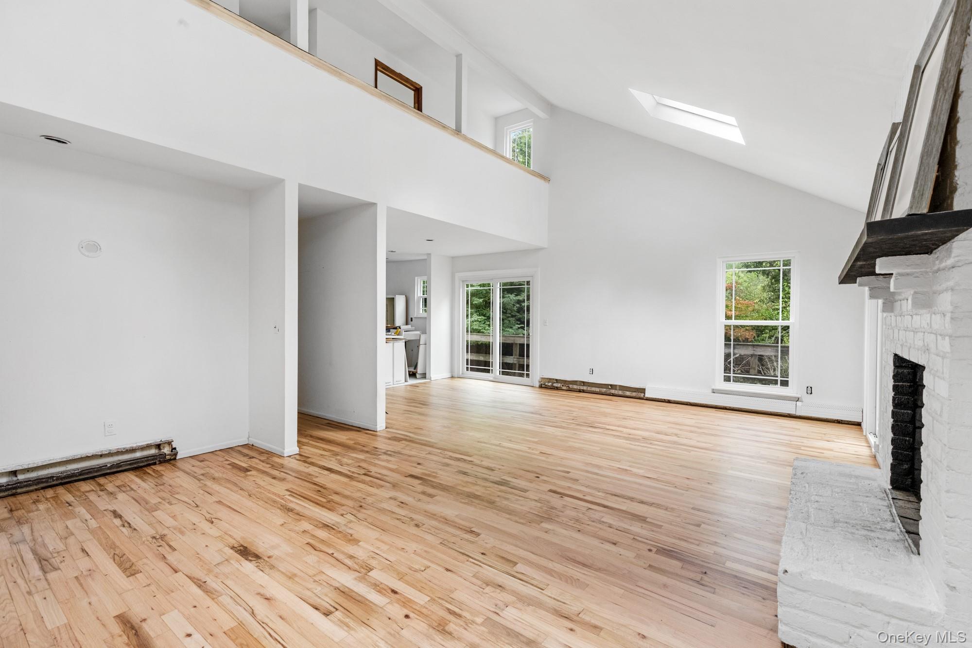 18 Norfolk Drive, Springs, NY 11937