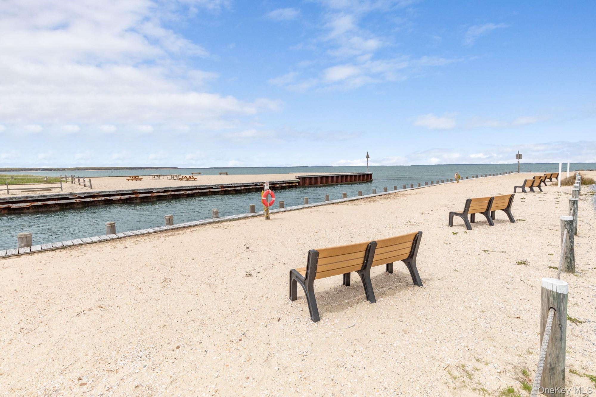 18 Norfolk Drive, Springs, NY 11937