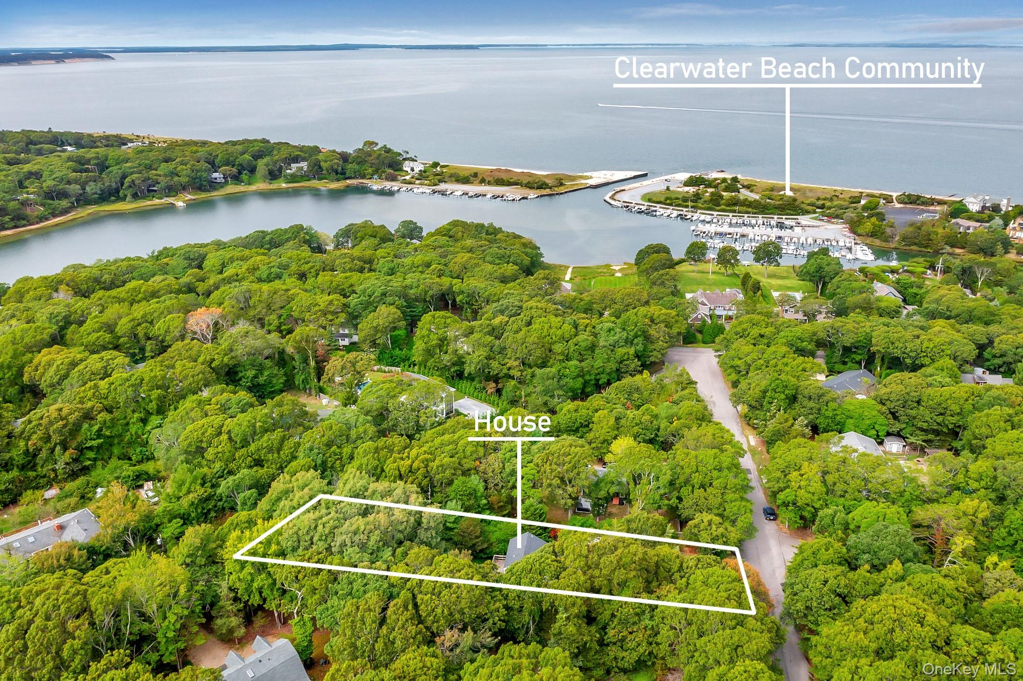 18 Norfolk Drive, Springs, NY 11937