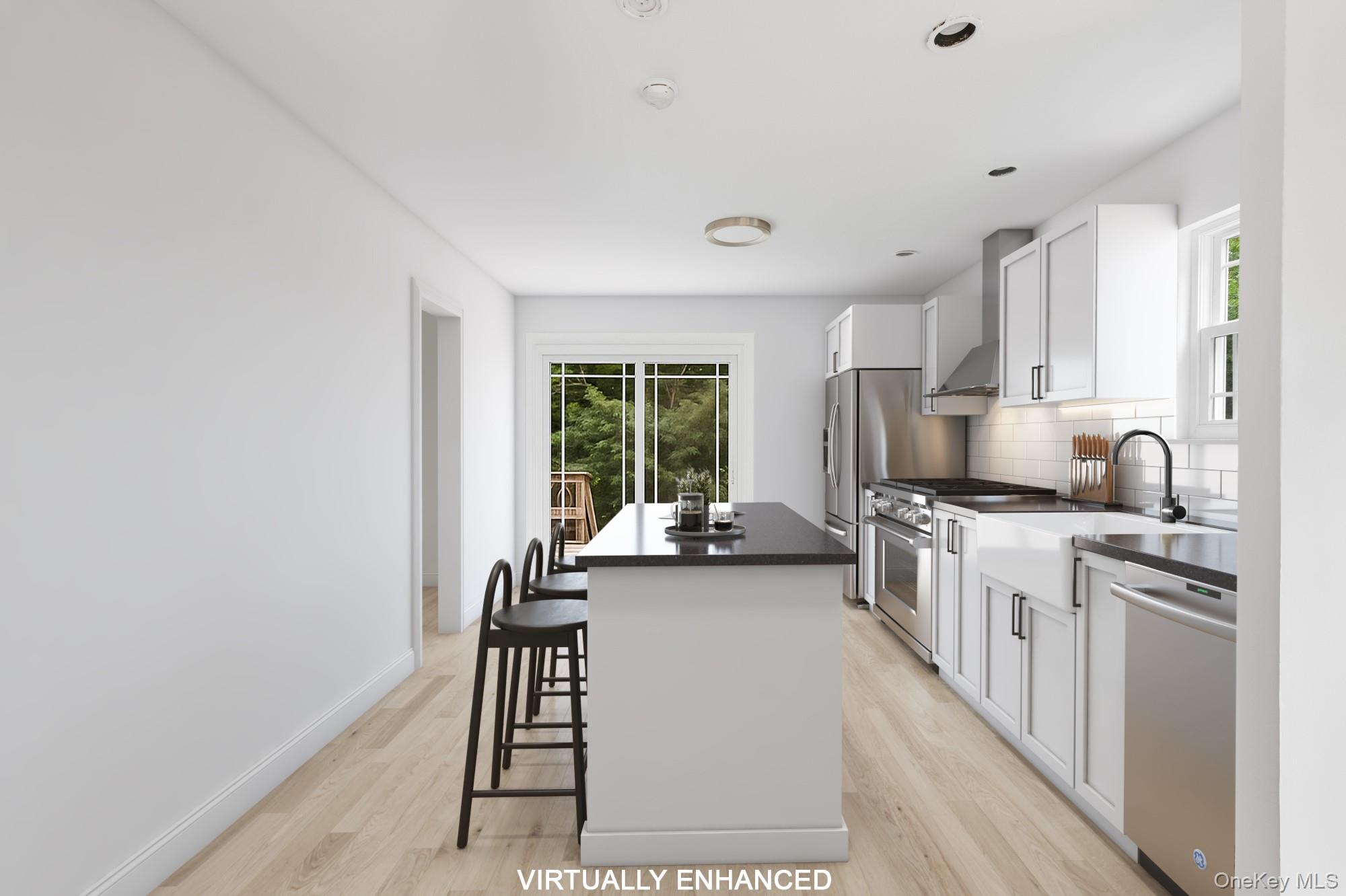 18 Norfolk Drive, Springs, NY 11937