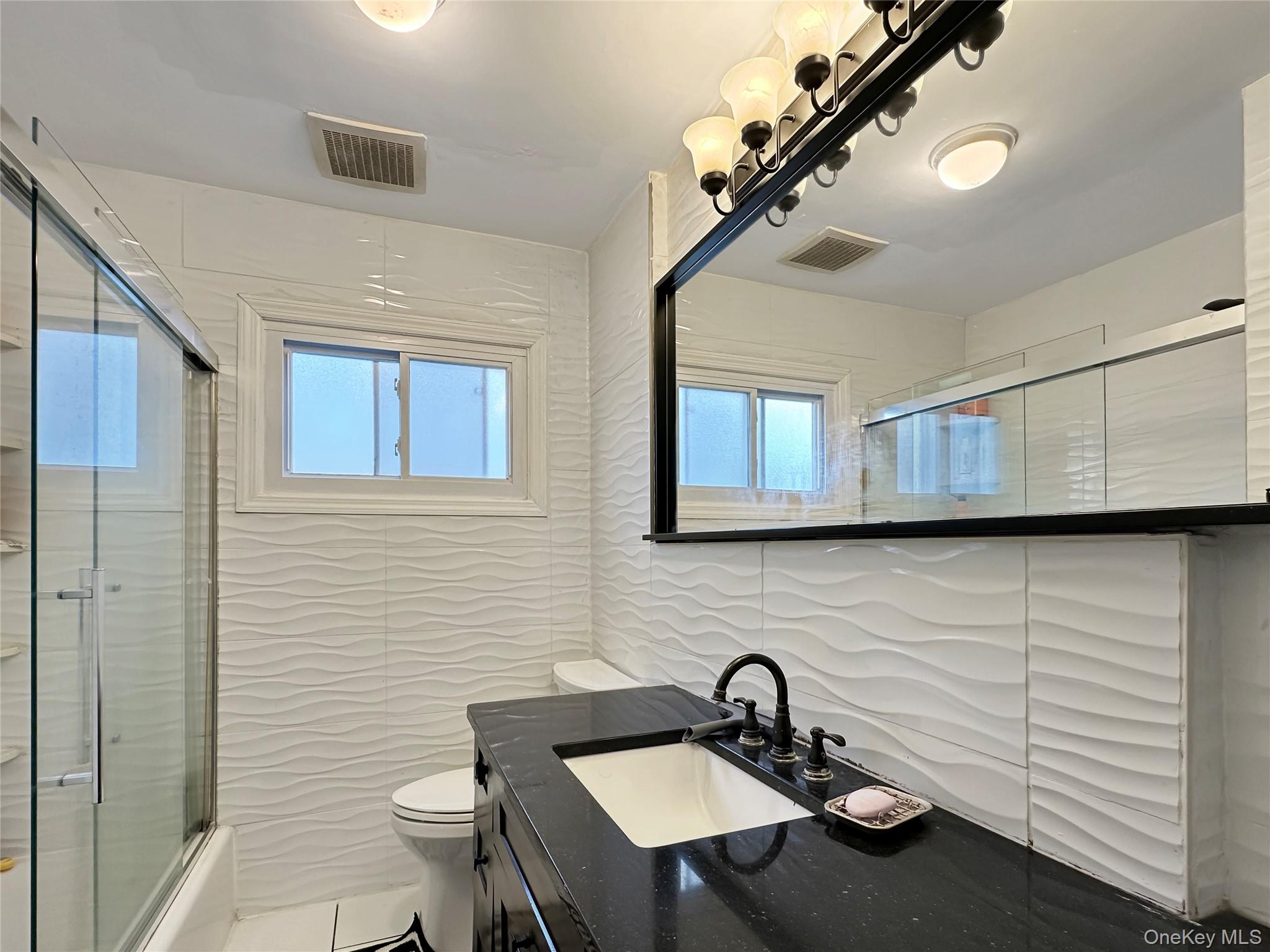 245 Dartmouth Drive, Hicksville, NY 11801