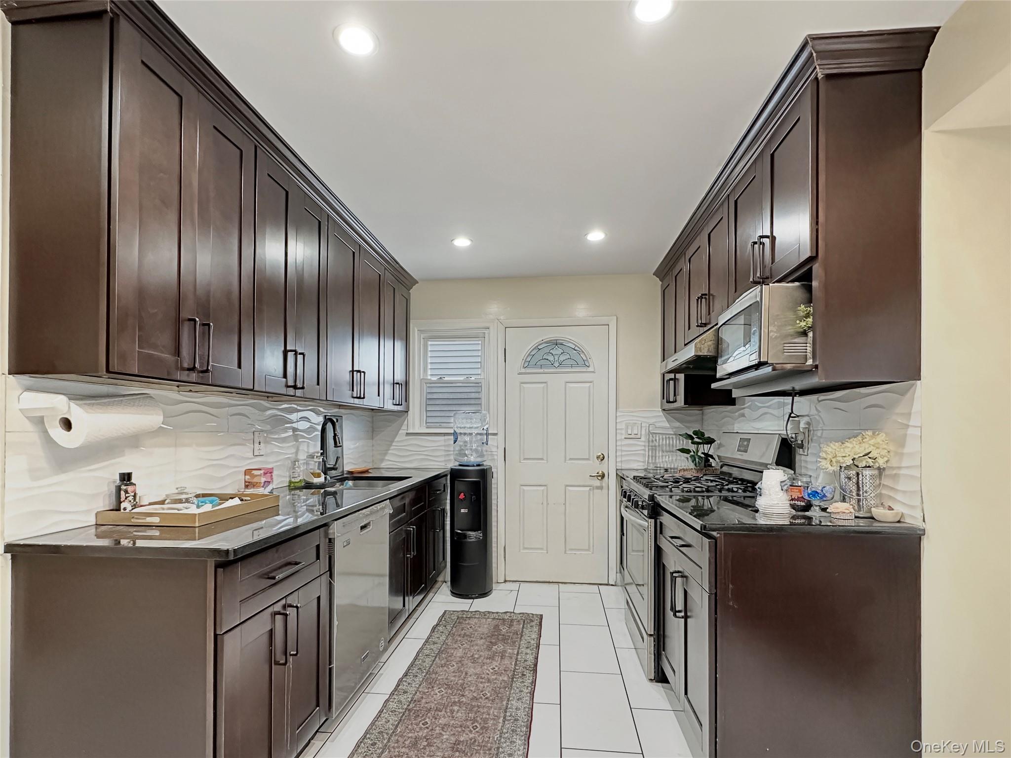 245 Dartmouth Drive, Hicksville, NY 11801