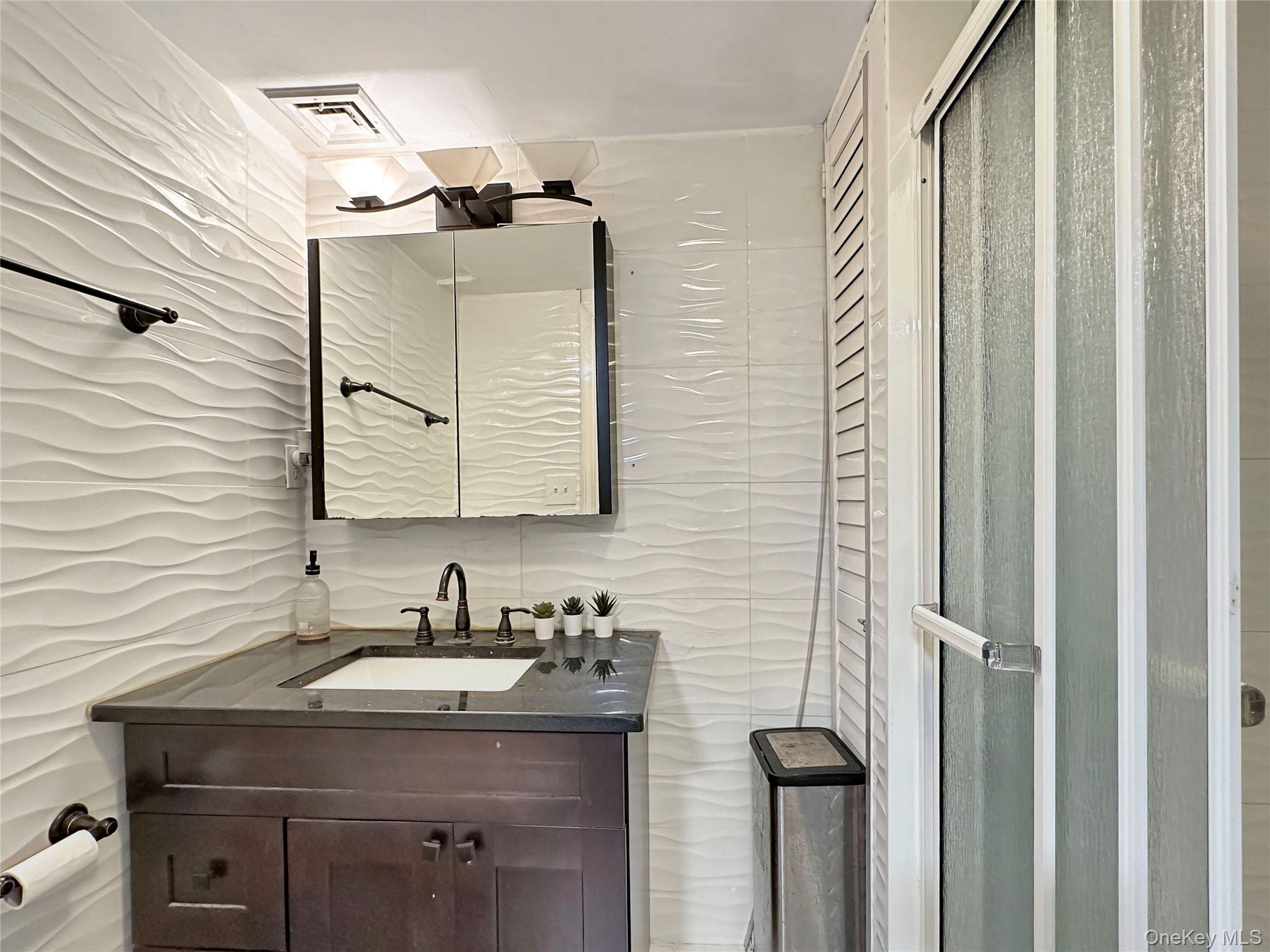 245 Dartmouth Drive, Hicksville, NY 11801