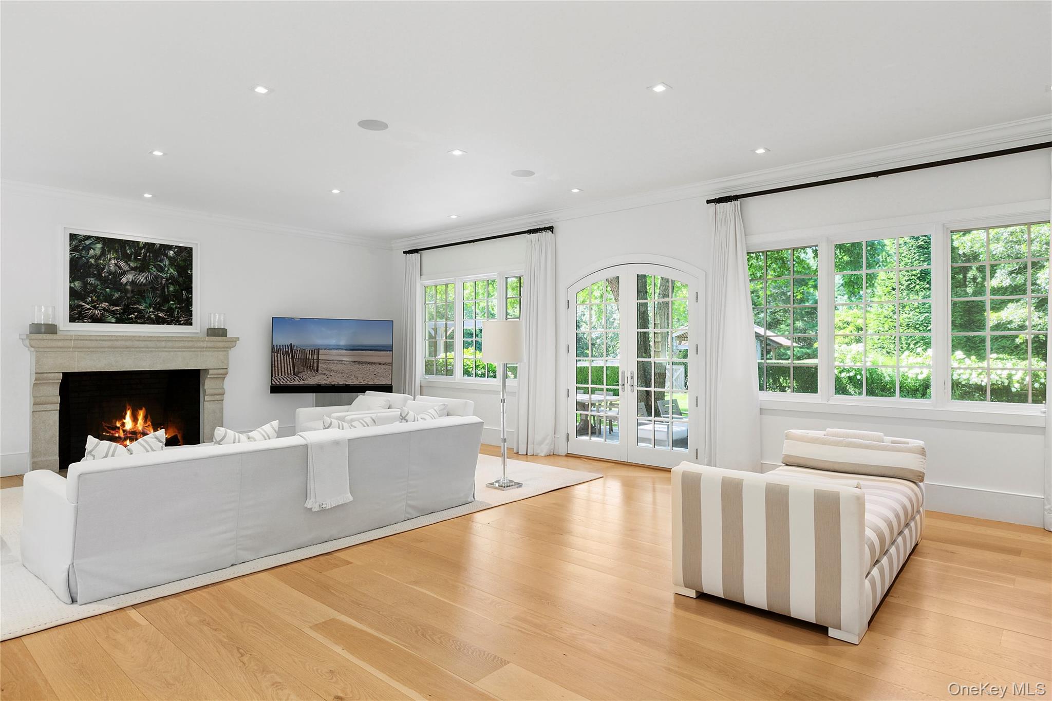 123 Abrahams Path, East Hampton, NY 11937