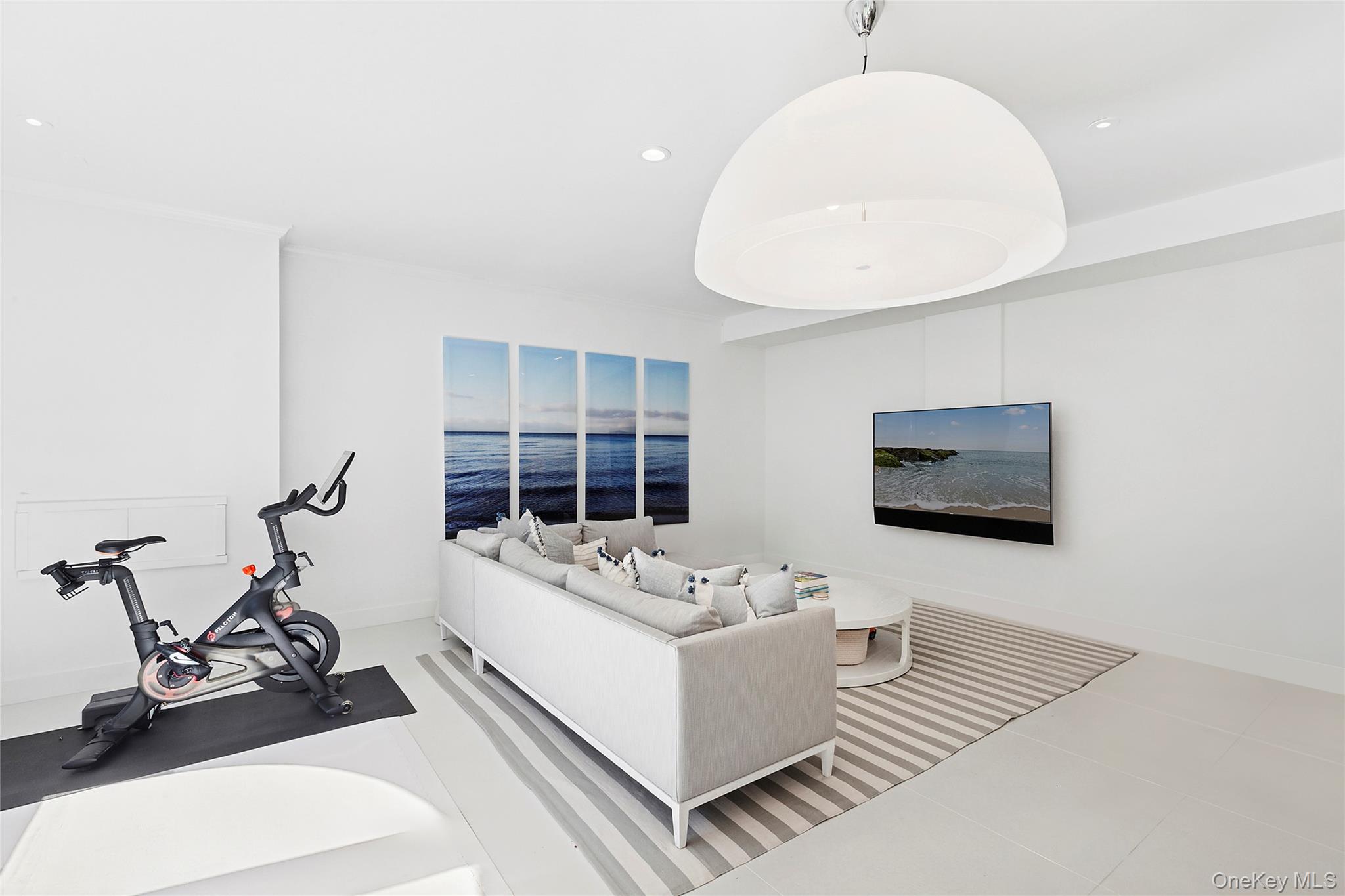 123 Abrahams Path, East Hampton, NY 11937