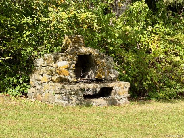 1728 Decatur Avenue, Mohegan Lake, NY 10547