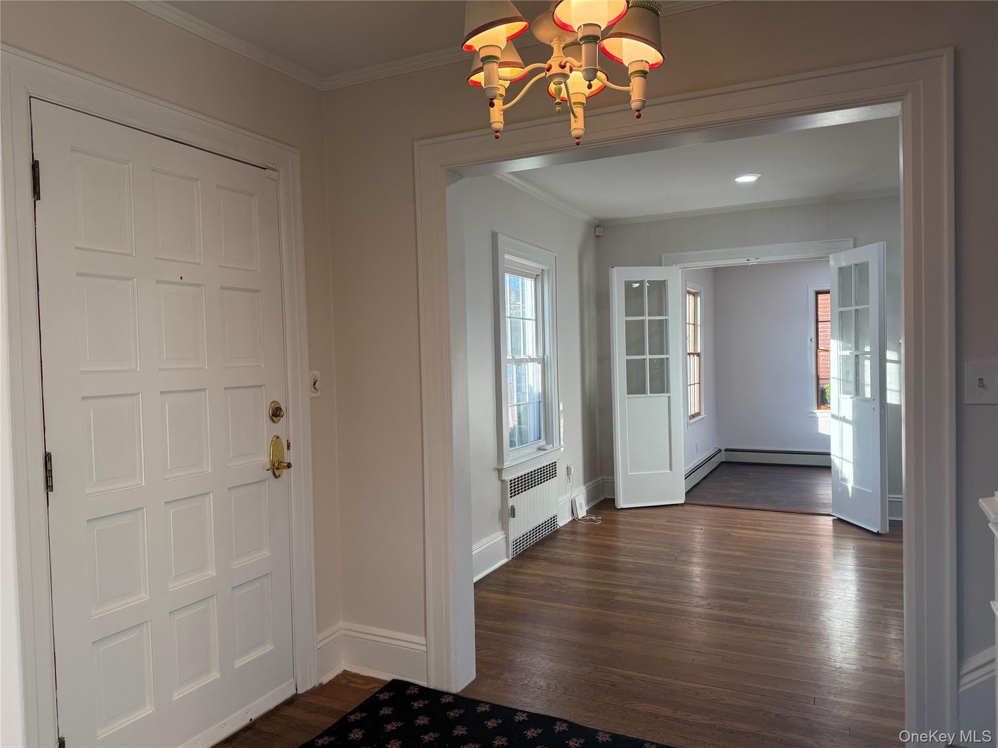 71 Hillcrest Avenue, Manhasset, NY 11030